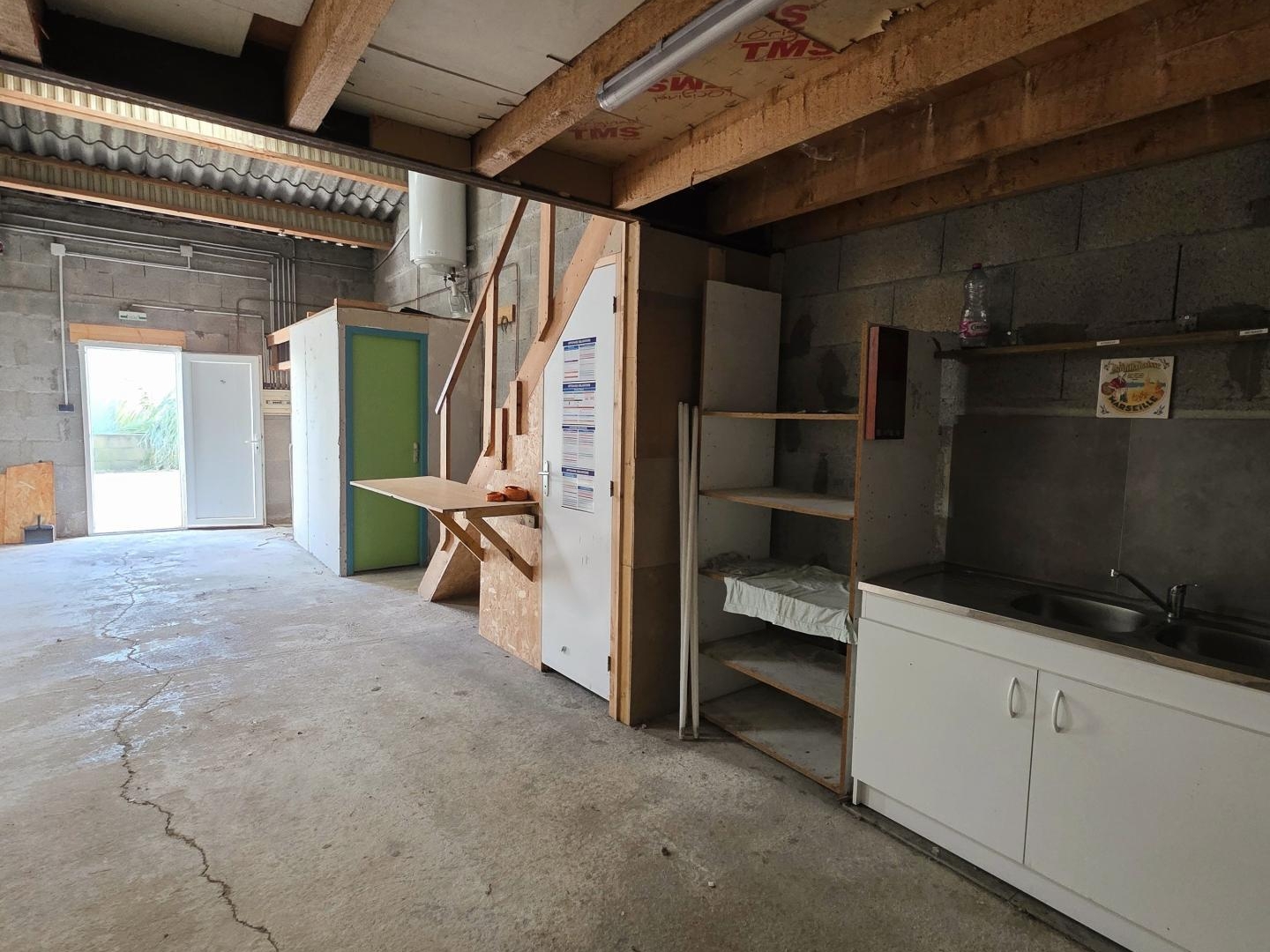 Parking / garage / box à vendre - 82m2 - Les Sables-D'olonne (85180)