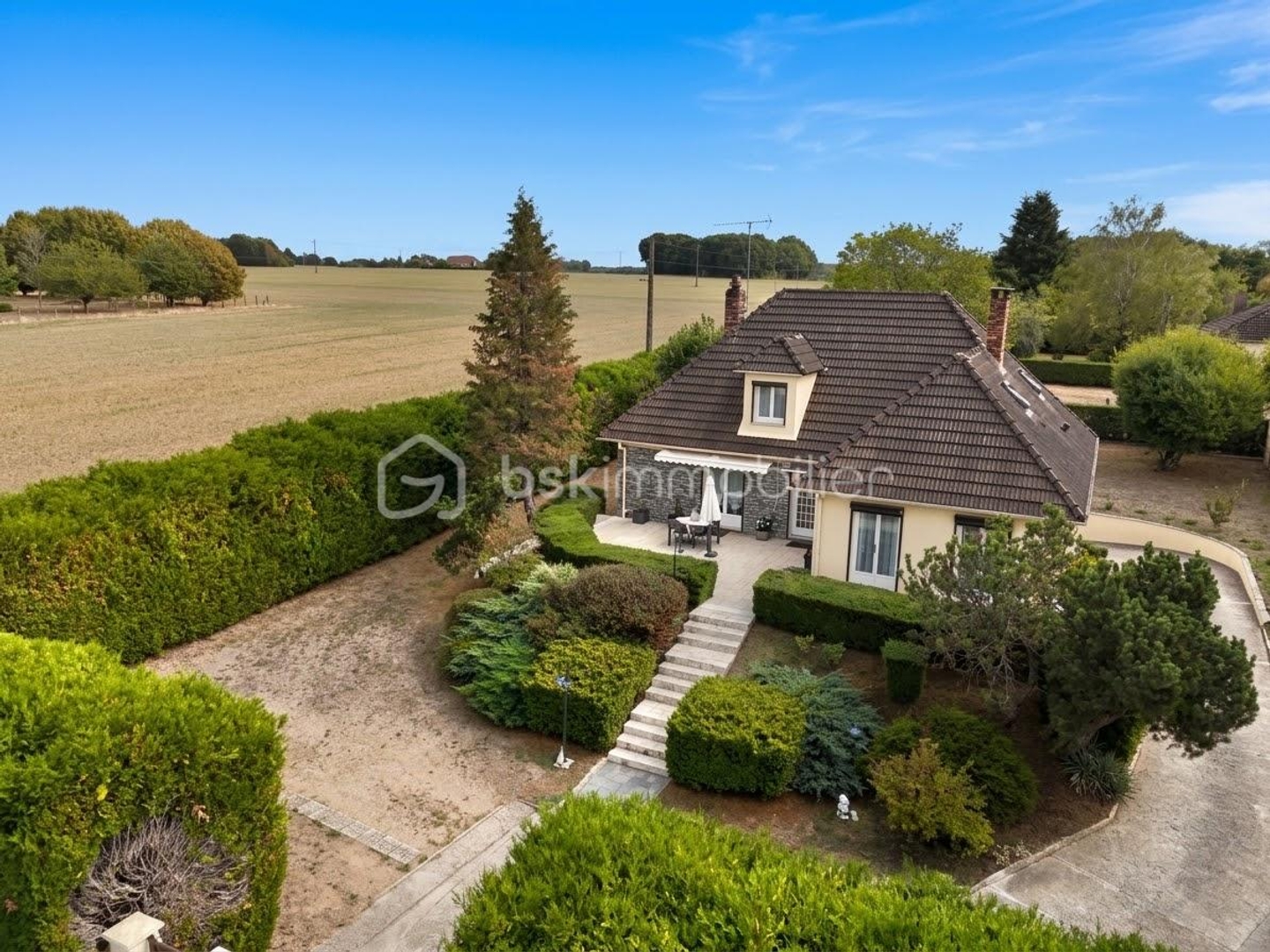 Maison 8 pièces 182 m²