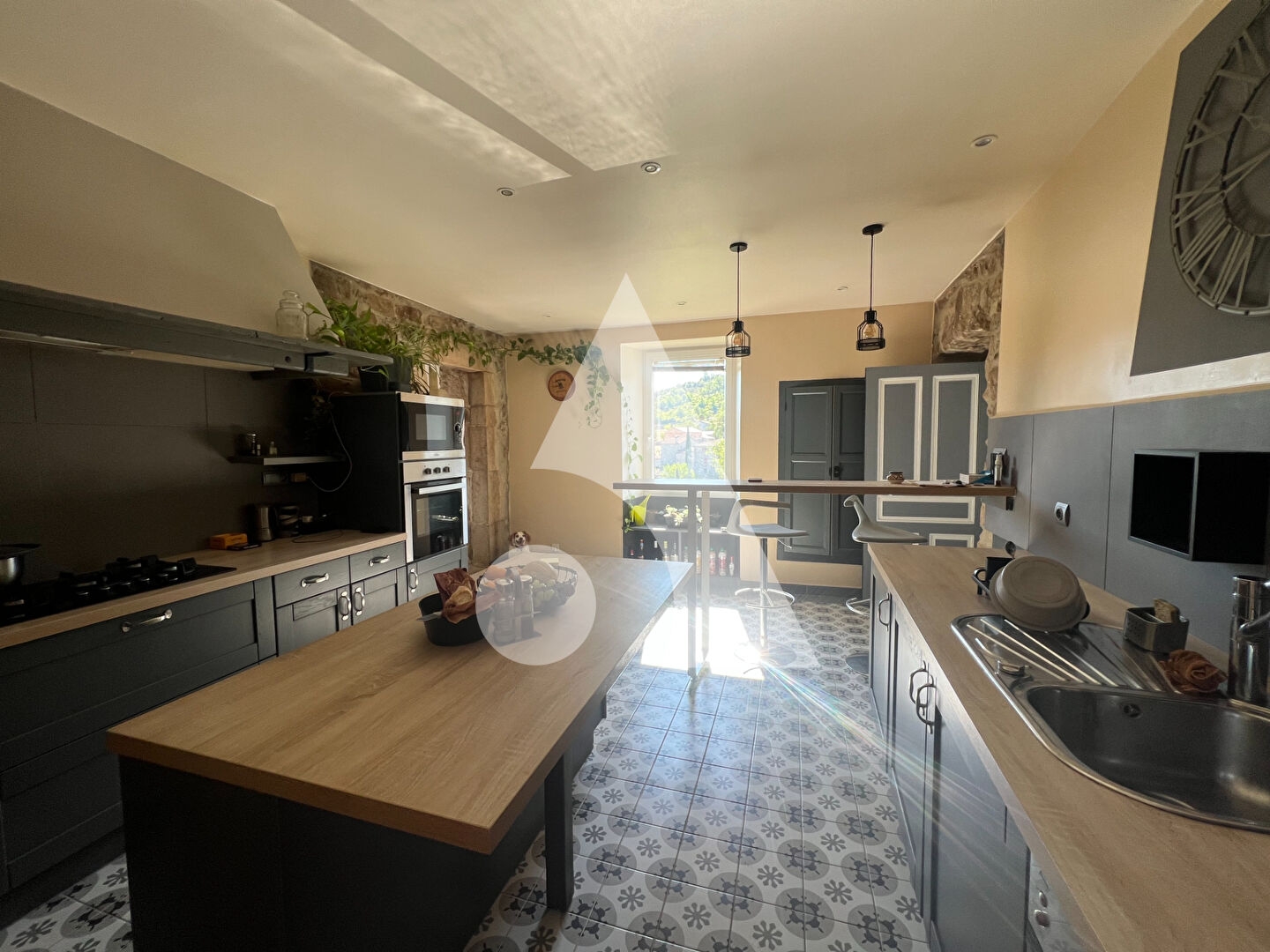 Maison à vendre - 5 pièces - 3646m2 - Les Assions (07140)