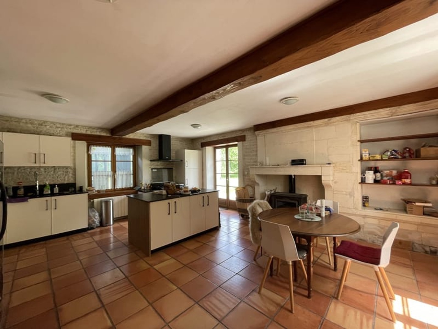 Maison à vendre - 8 pièces - 392m2 - Verdille (16140)