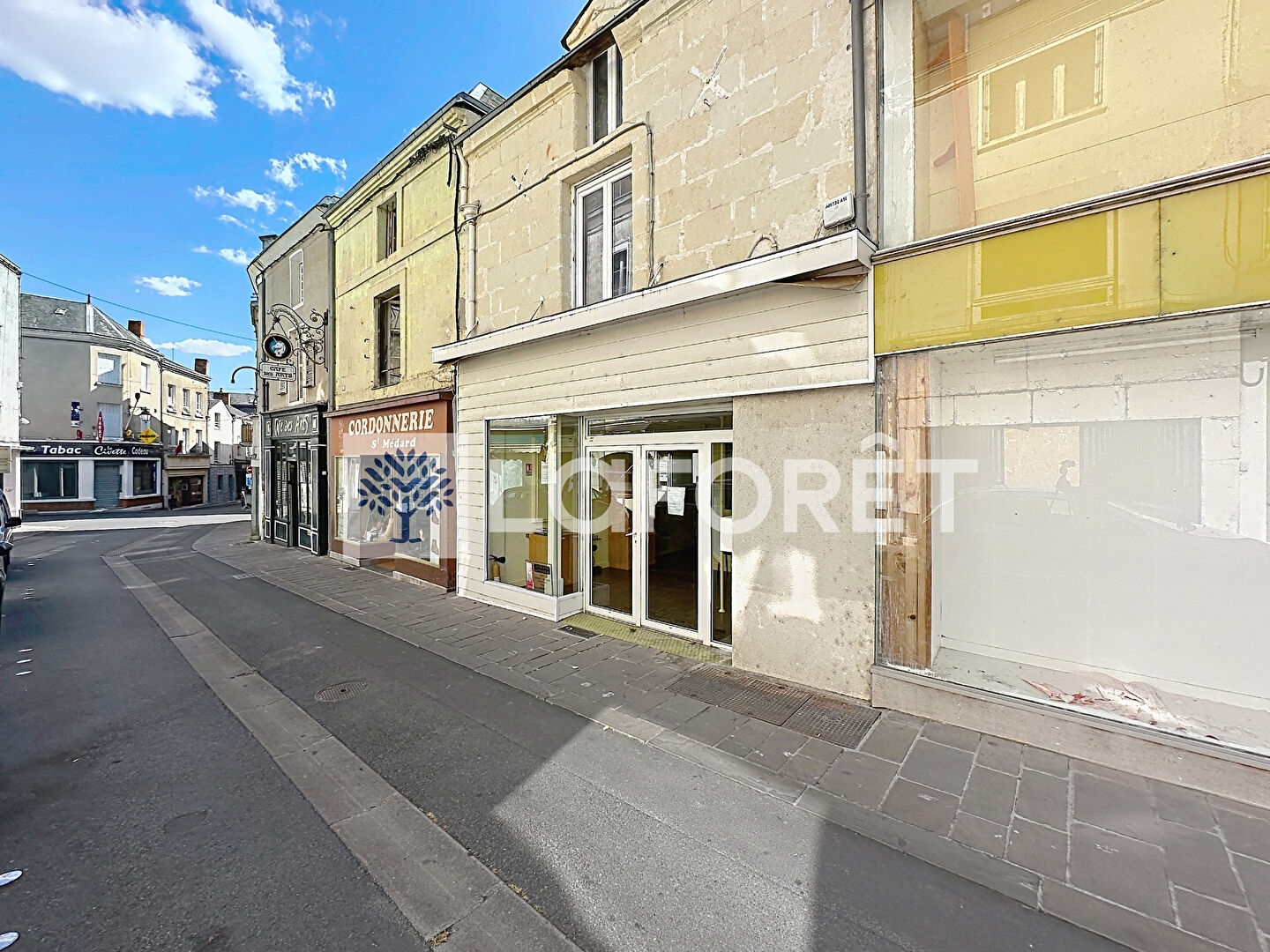 Immeuble à vendre - 4 pièces - 135m2 - Thouars (79100)