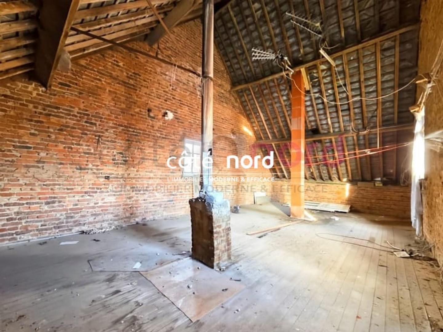 Maison à vendre - 2 pièces - 80m2 - Clary (59225)