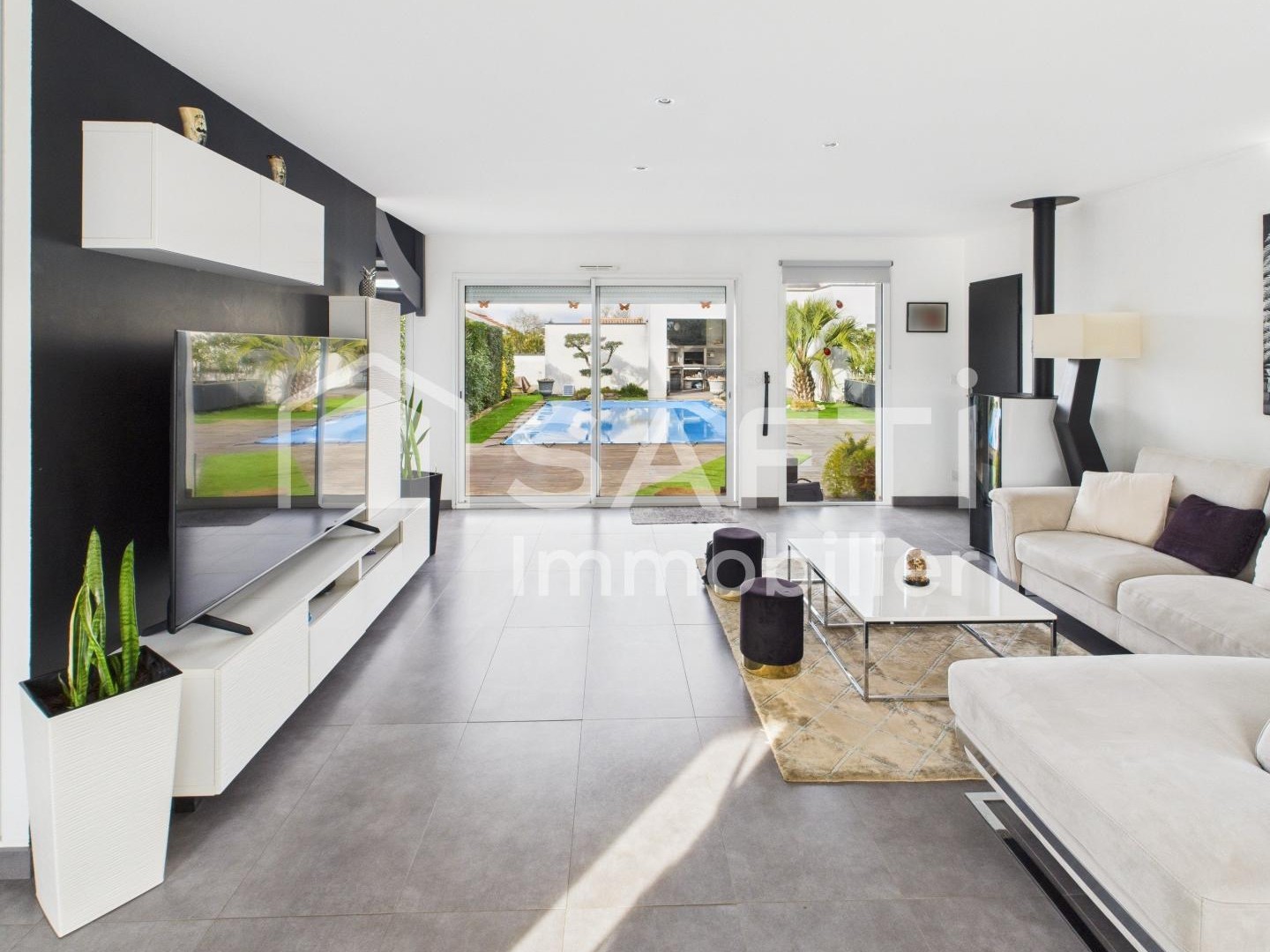 Appartement à vendre - 5 pièces - 147m2 - Pessac (33600)