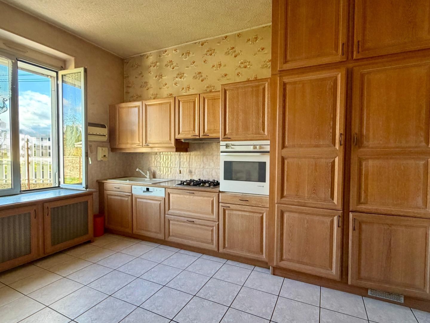 Maison à vendre - 6 pièces - 153m2 - Verdun (55100)
