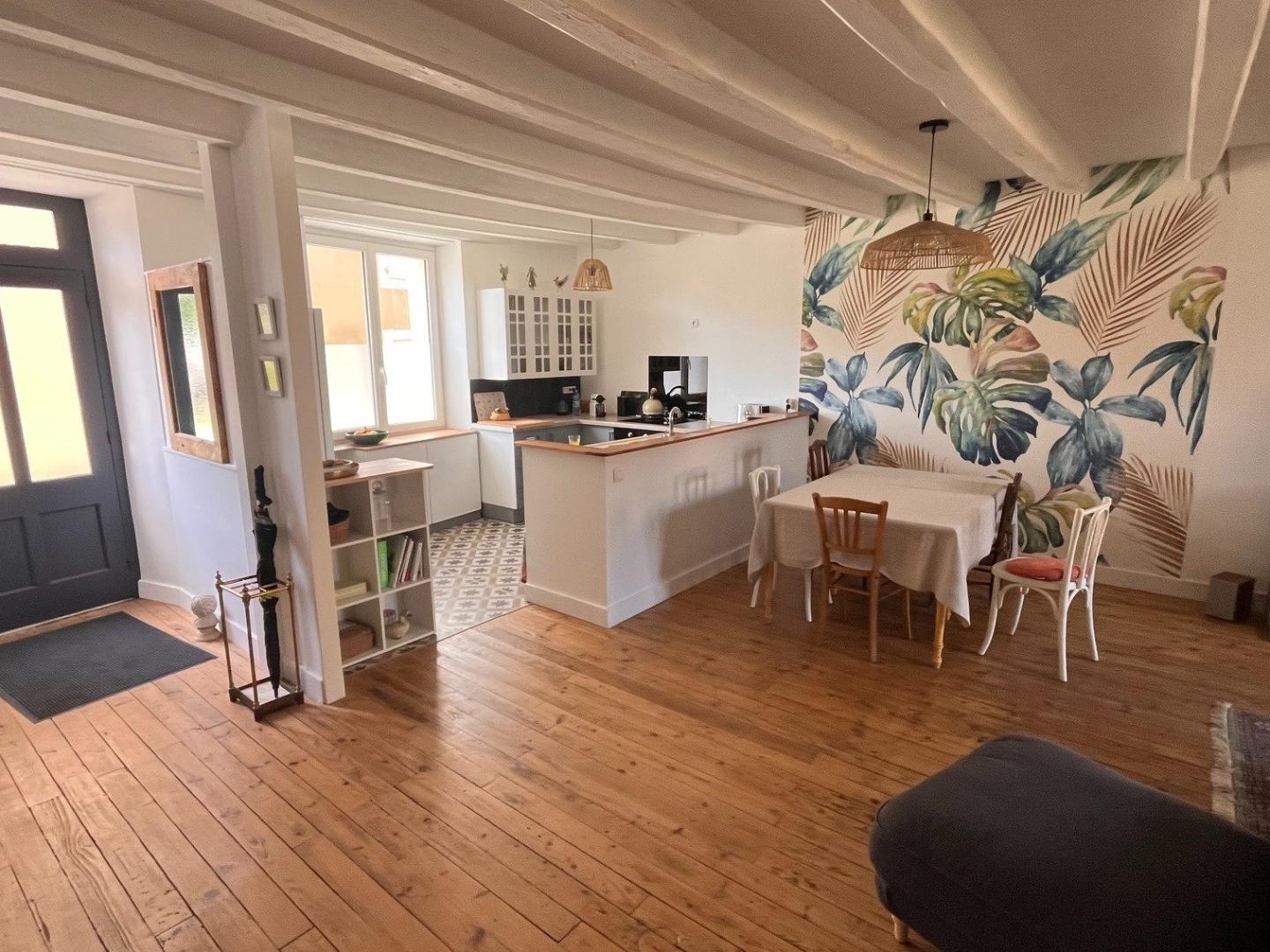 Maison à vendre - 3 pièces - 101m2 - Mansle-Les-Fontaines (16230)