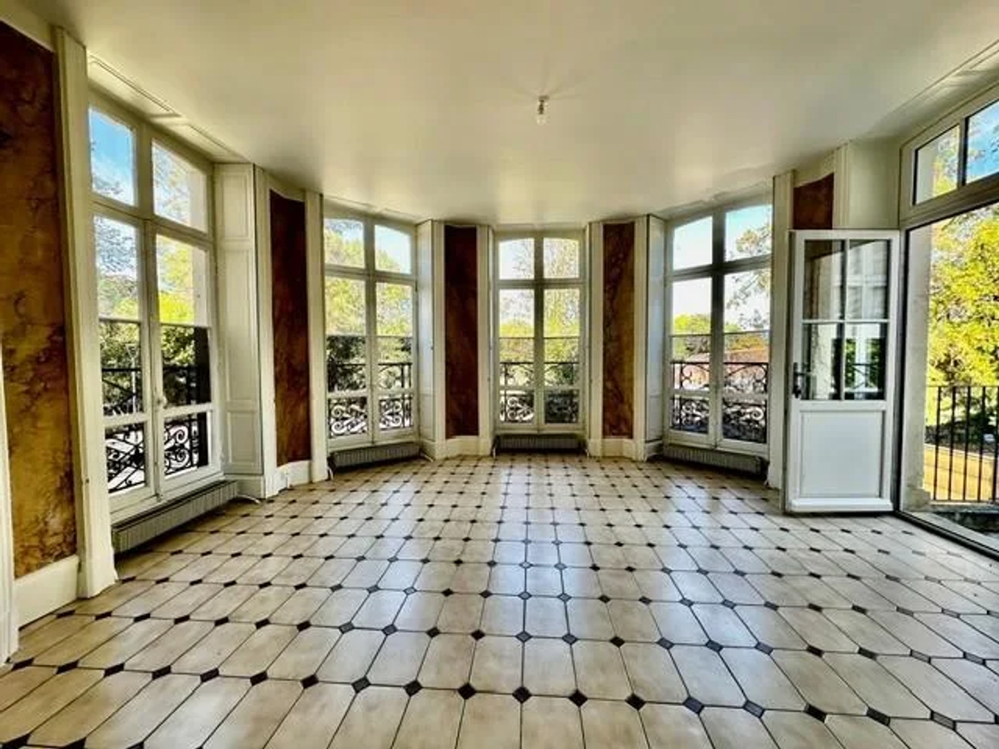 Maison à vendre - 9 pièces - 250m2 - Angers (49000)