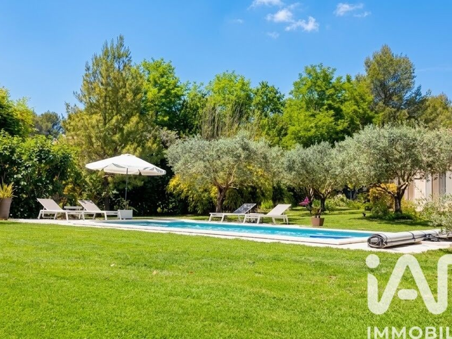 Maison à vendre - 5 pièces - 140m2 - Pierrevert (04860)