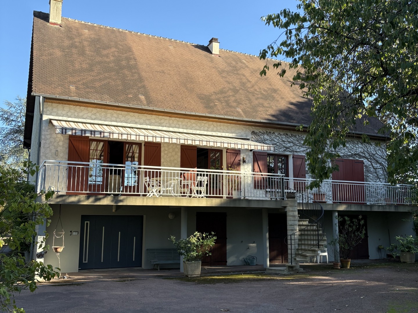 Maison 7 pièces 266 m²