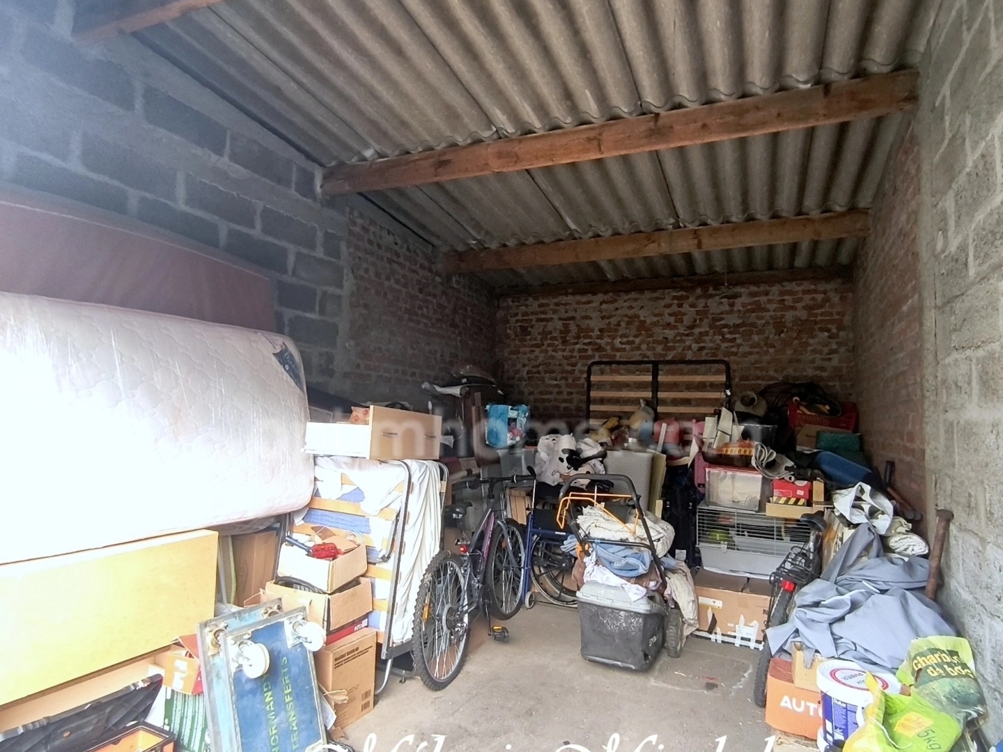 Parking / garage / box à vendre - Conches-En-Ouche (27190)