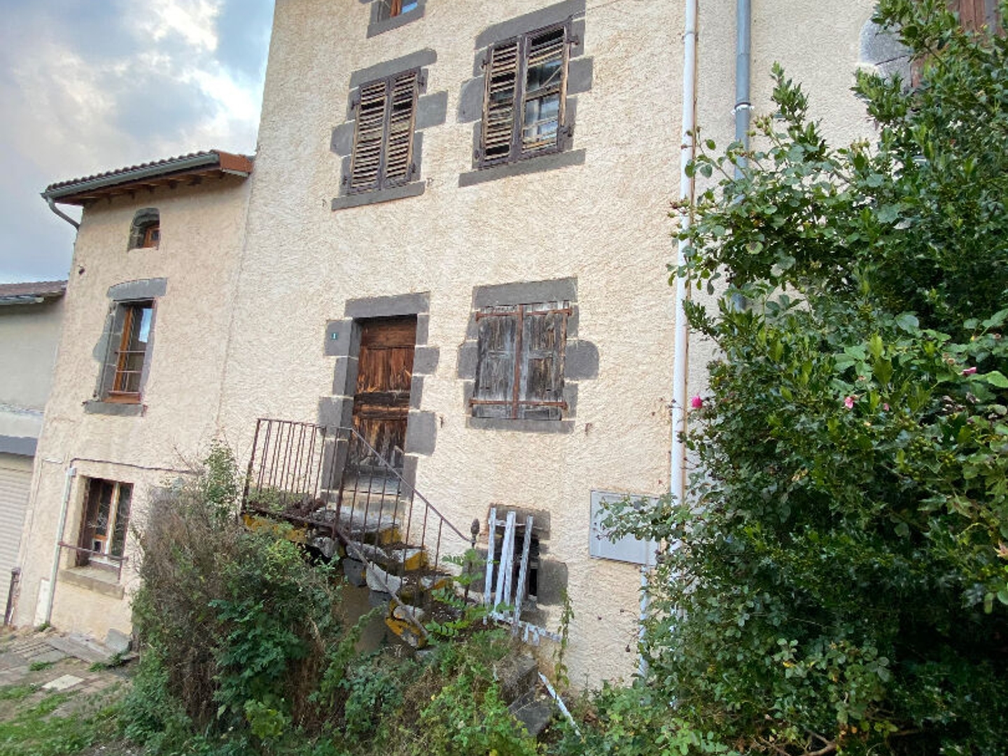 Maison Saint-genes-champanelle 4 pièce(s) 90 m2