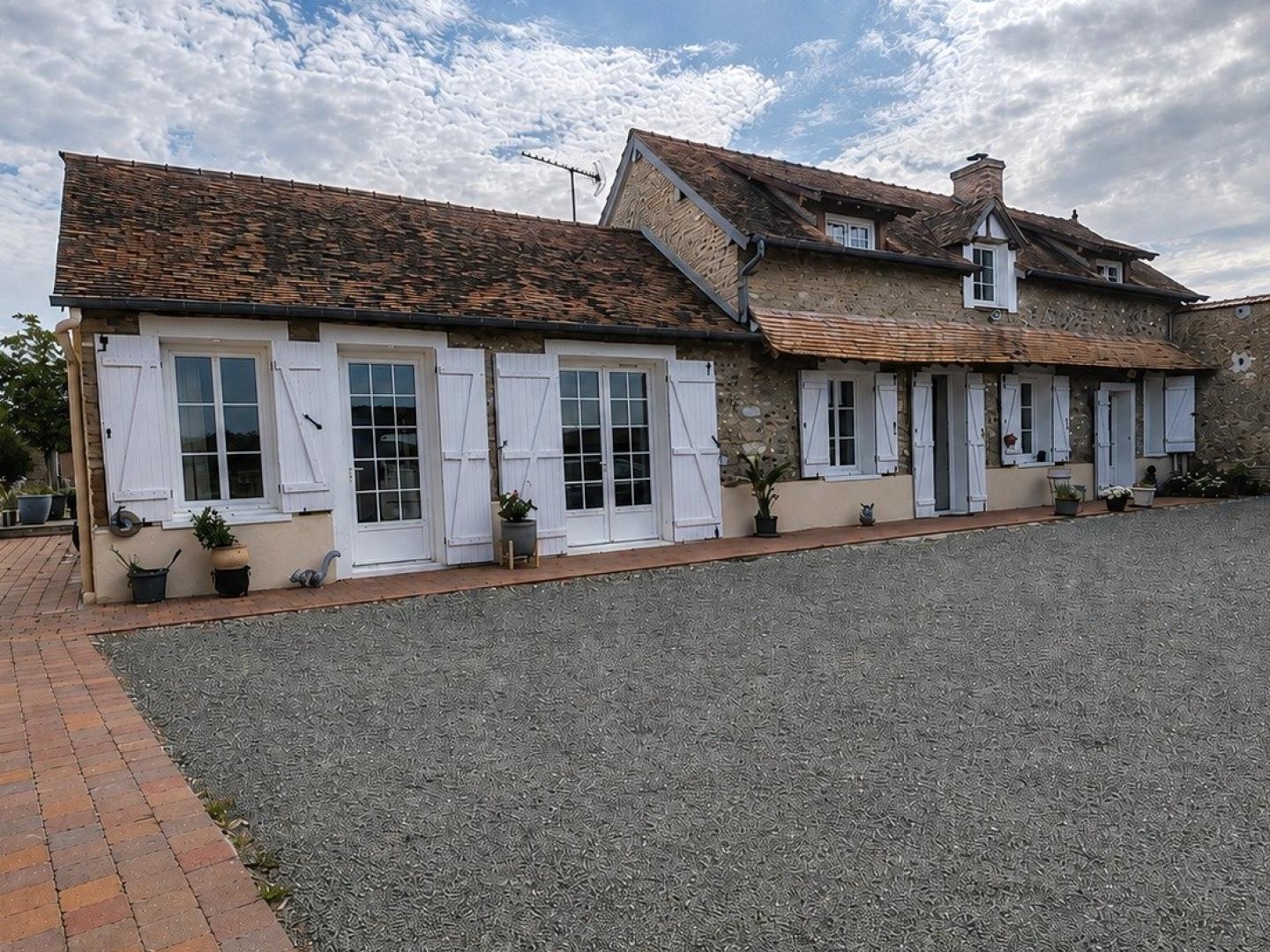 Maison à vendre - 5 pièces - 134m2 - Bréval (78980)