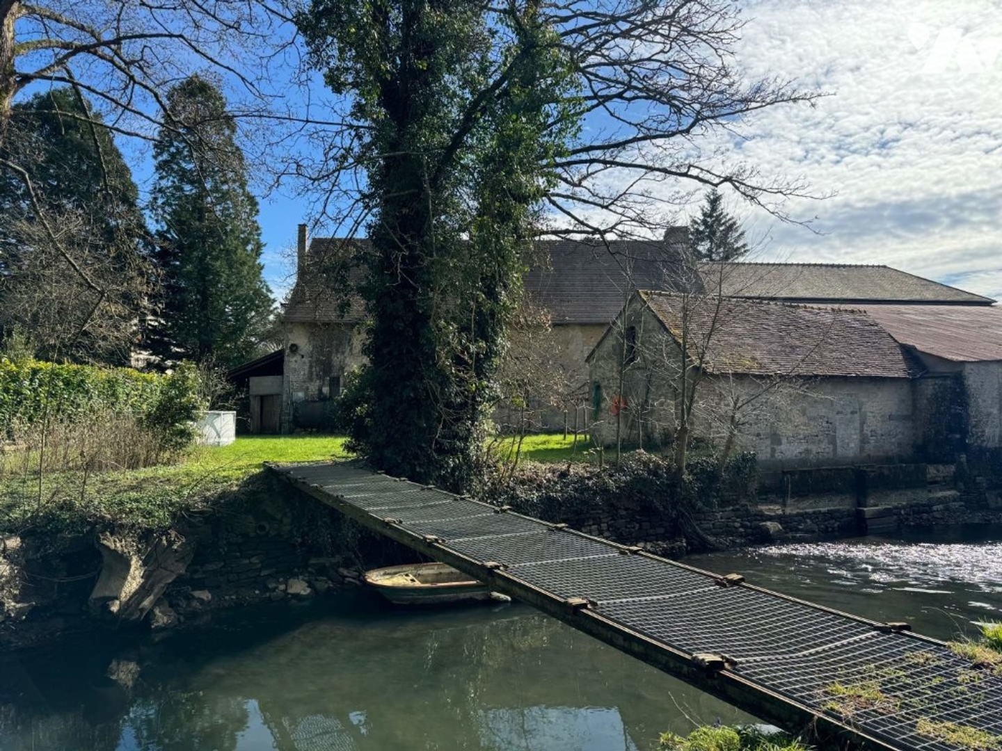 Maison à vendre - 5 pièces - 169m2 - Saint-Paterne - L... (72610)