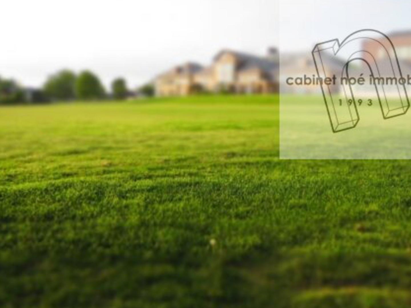 Terrain 1872 m²