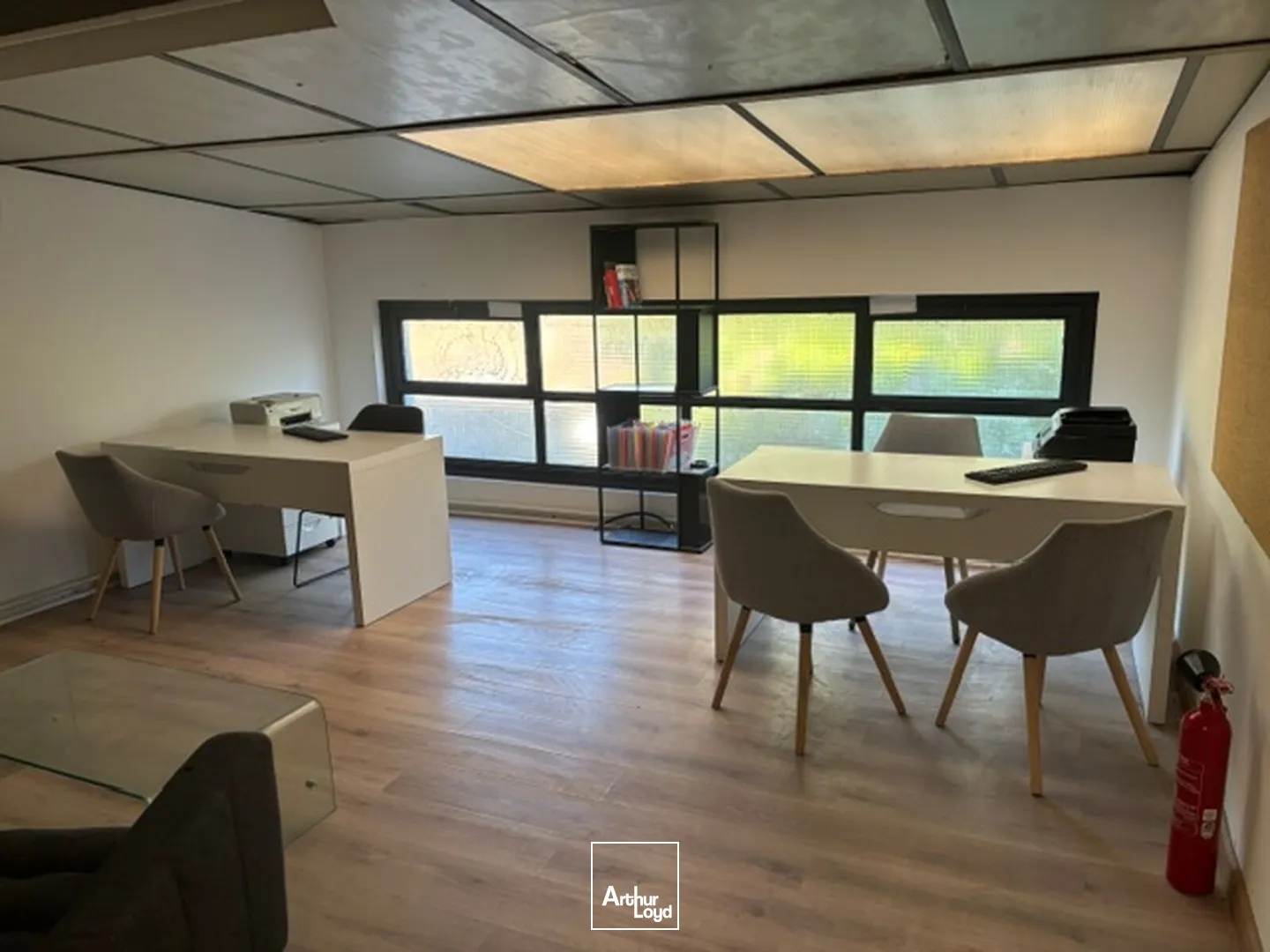 Locaux à vendre - 250m2 - Creil (60100)