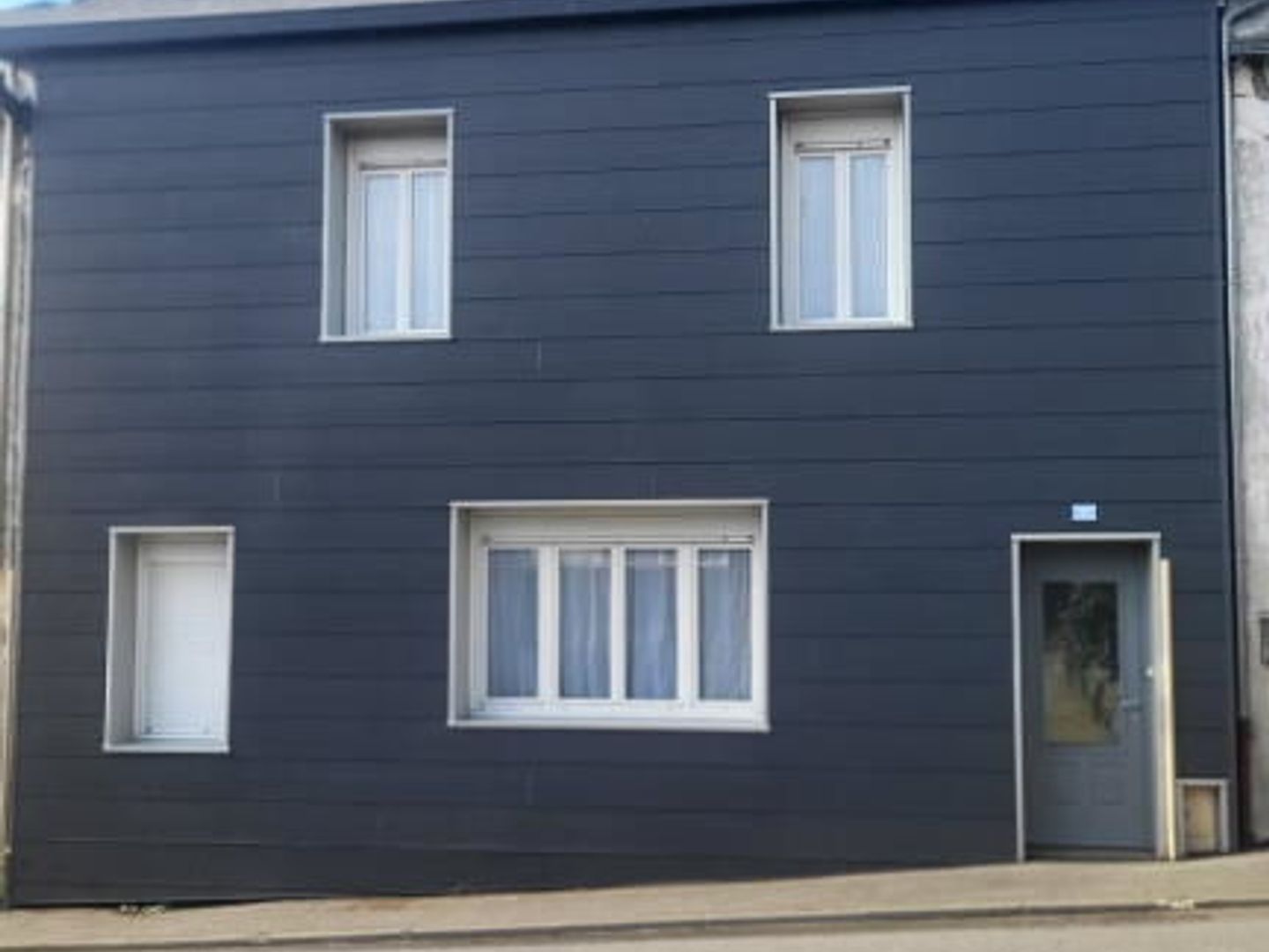 Maison sur étage avec jardin centre de Verruyes
