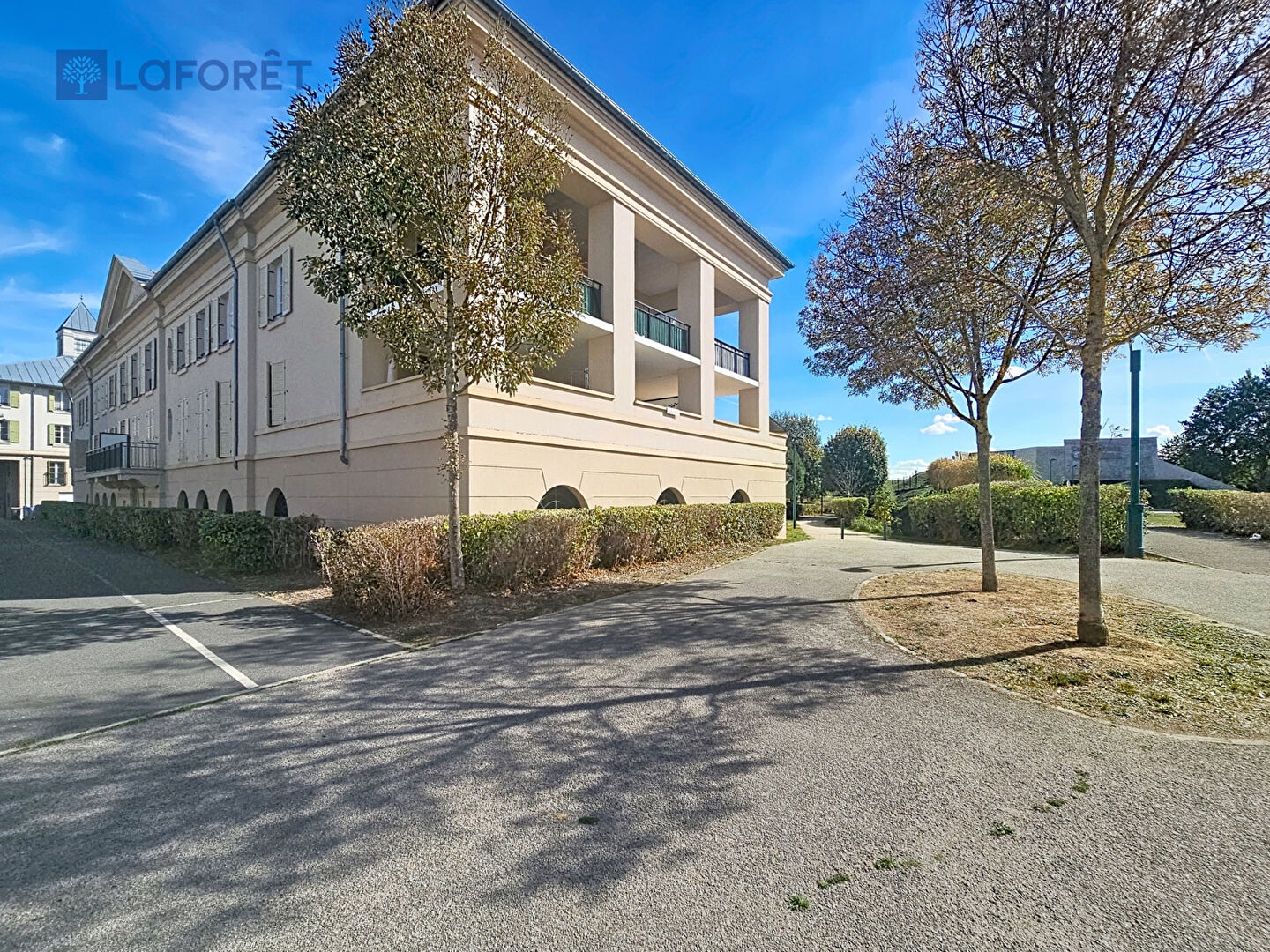 Appartement à vendre - 2 pièces - 39m2 - Bailly-Romainvill... (77700)