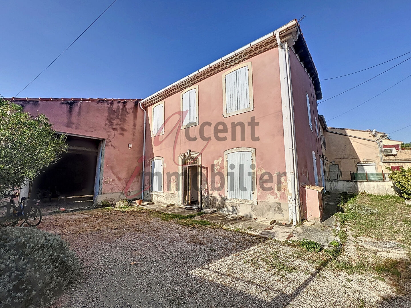 Cabannes : Ensemble immobilier