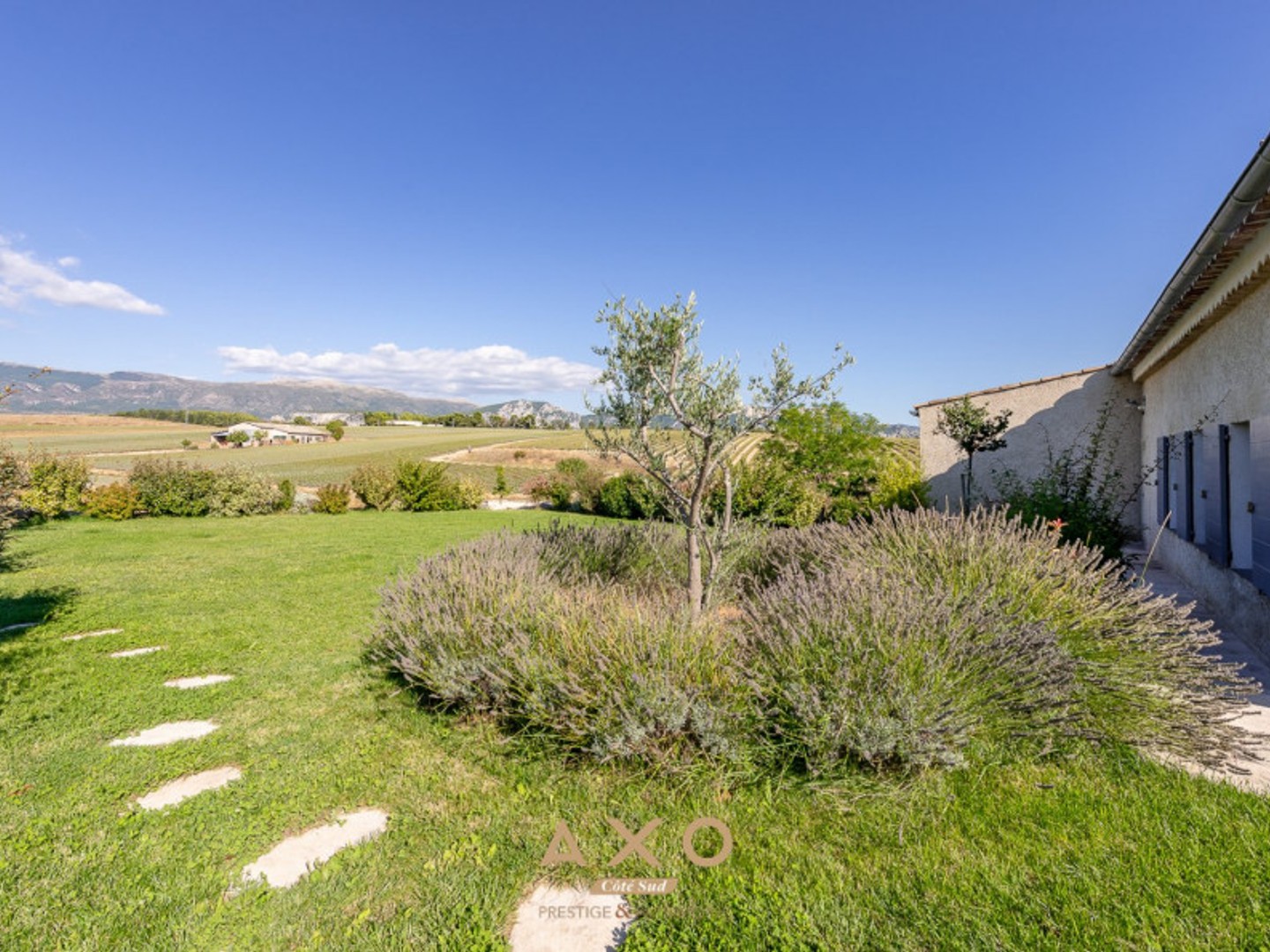 Maison 25 pièces 567 m²