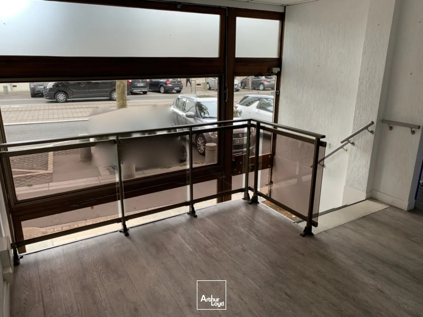 Locaux à vendre - 75m2 - Orléans (45100)