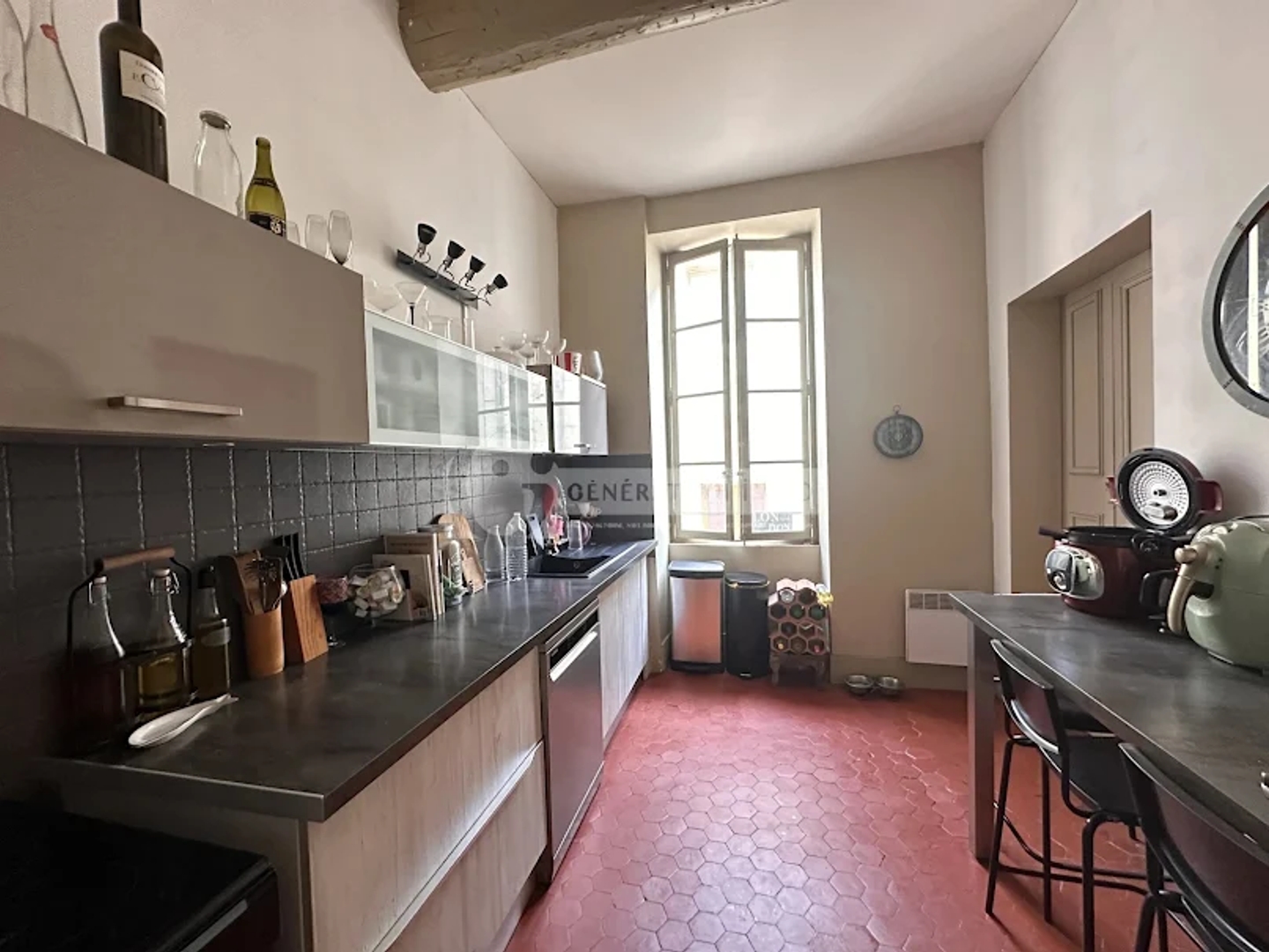 Appartement à vendre - 4 pièces - 110m2 - Beaucaire (30300)