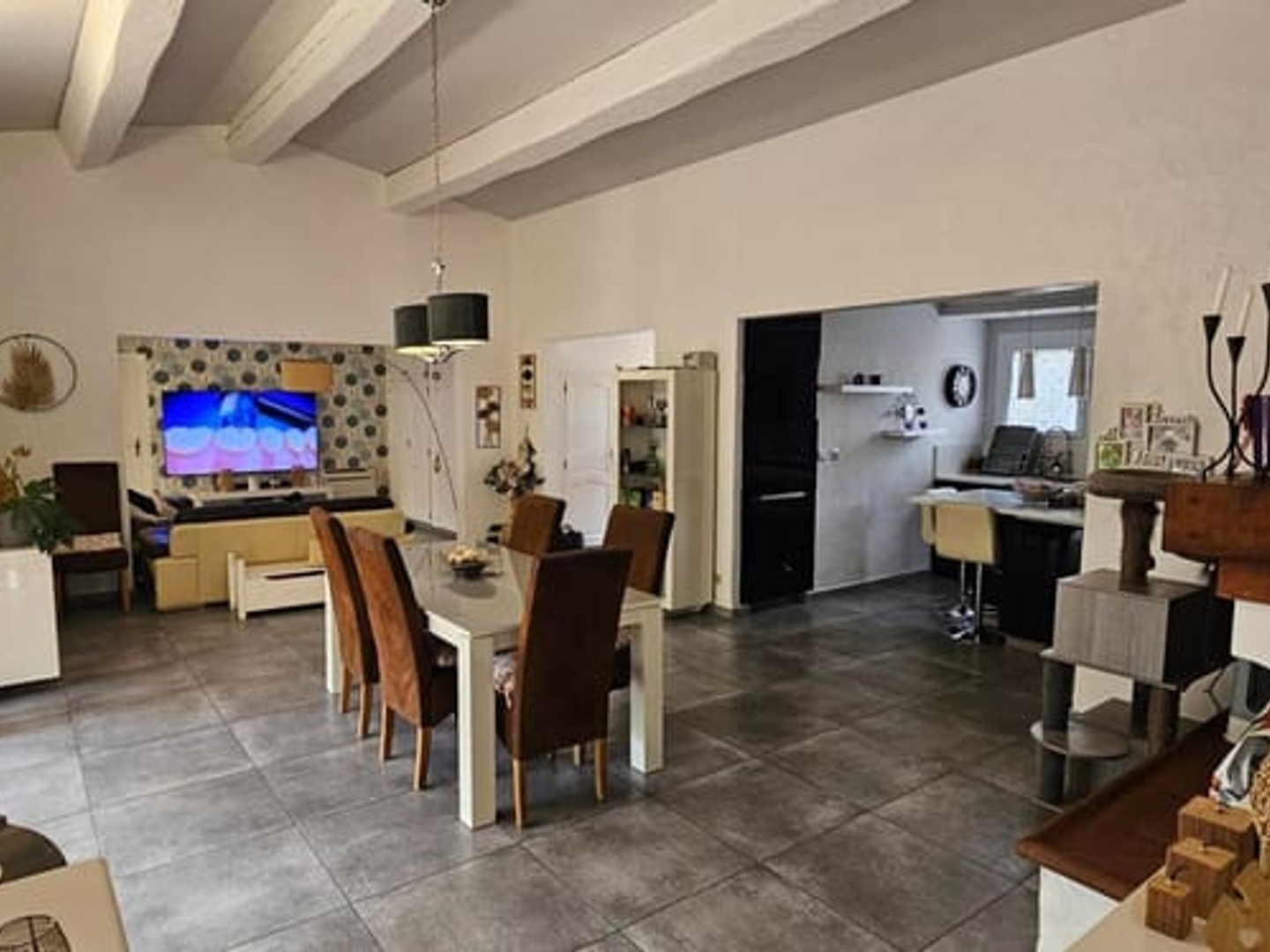Maison à vendre - 5 pièces - 154m2 - Roquebrune-Sur-Ar... (83520)