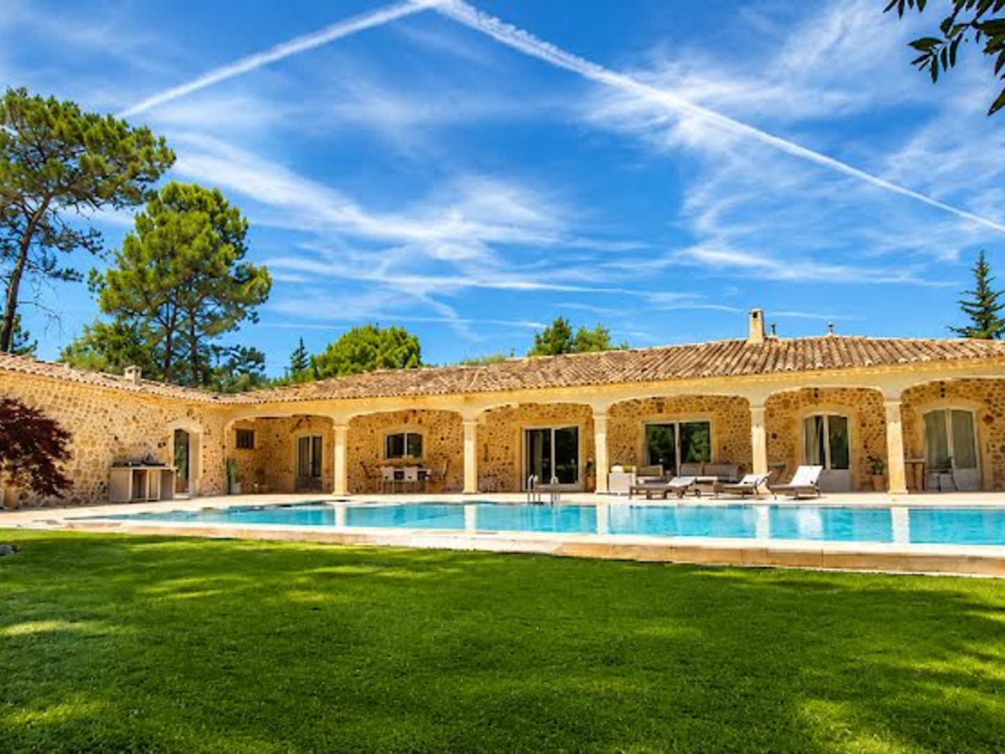 Propriété 6 pièces 177 m²