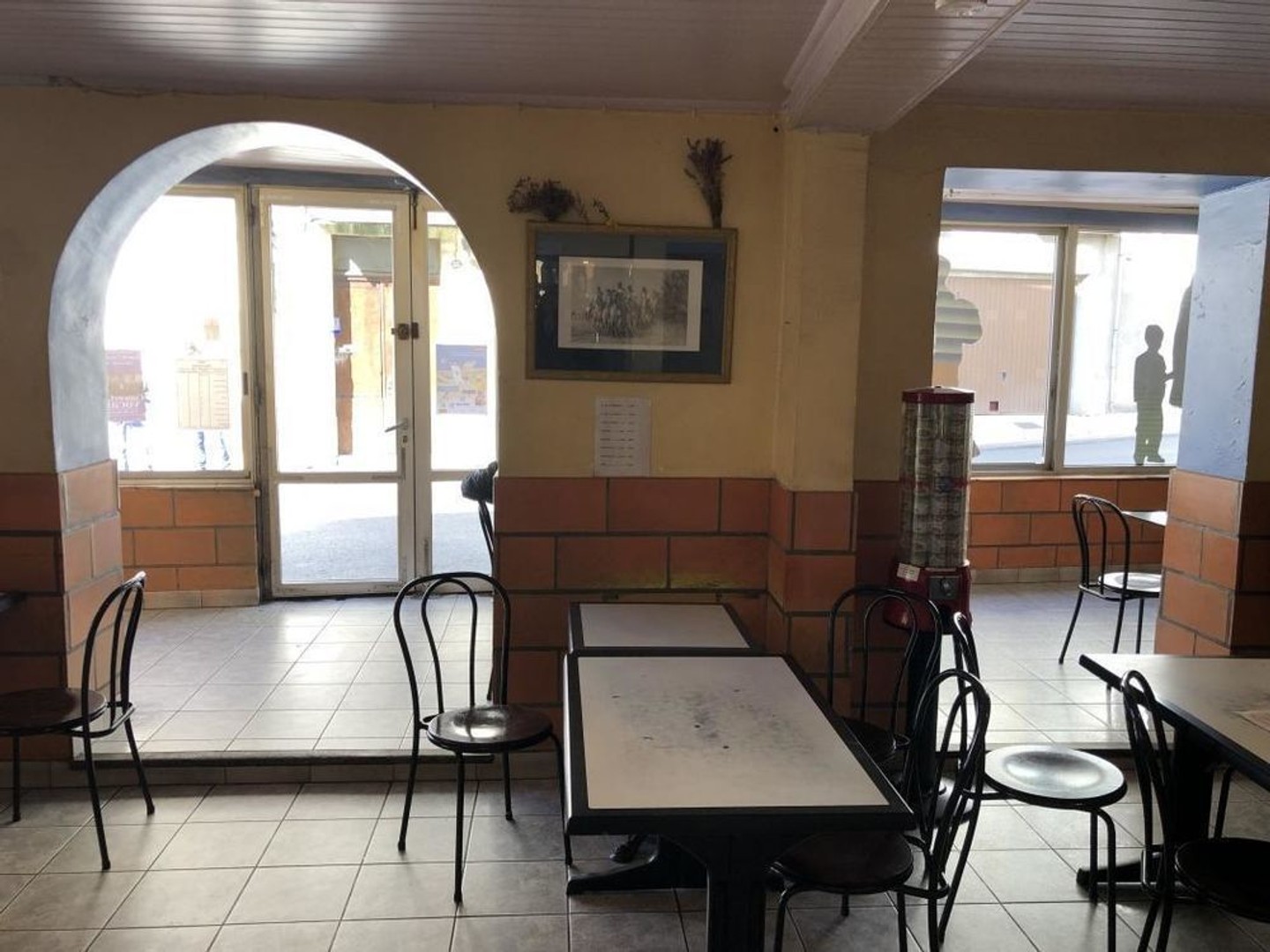 Immeuble à vendre - 5 pièces - 100m2 - Saint-Gilles (30800)