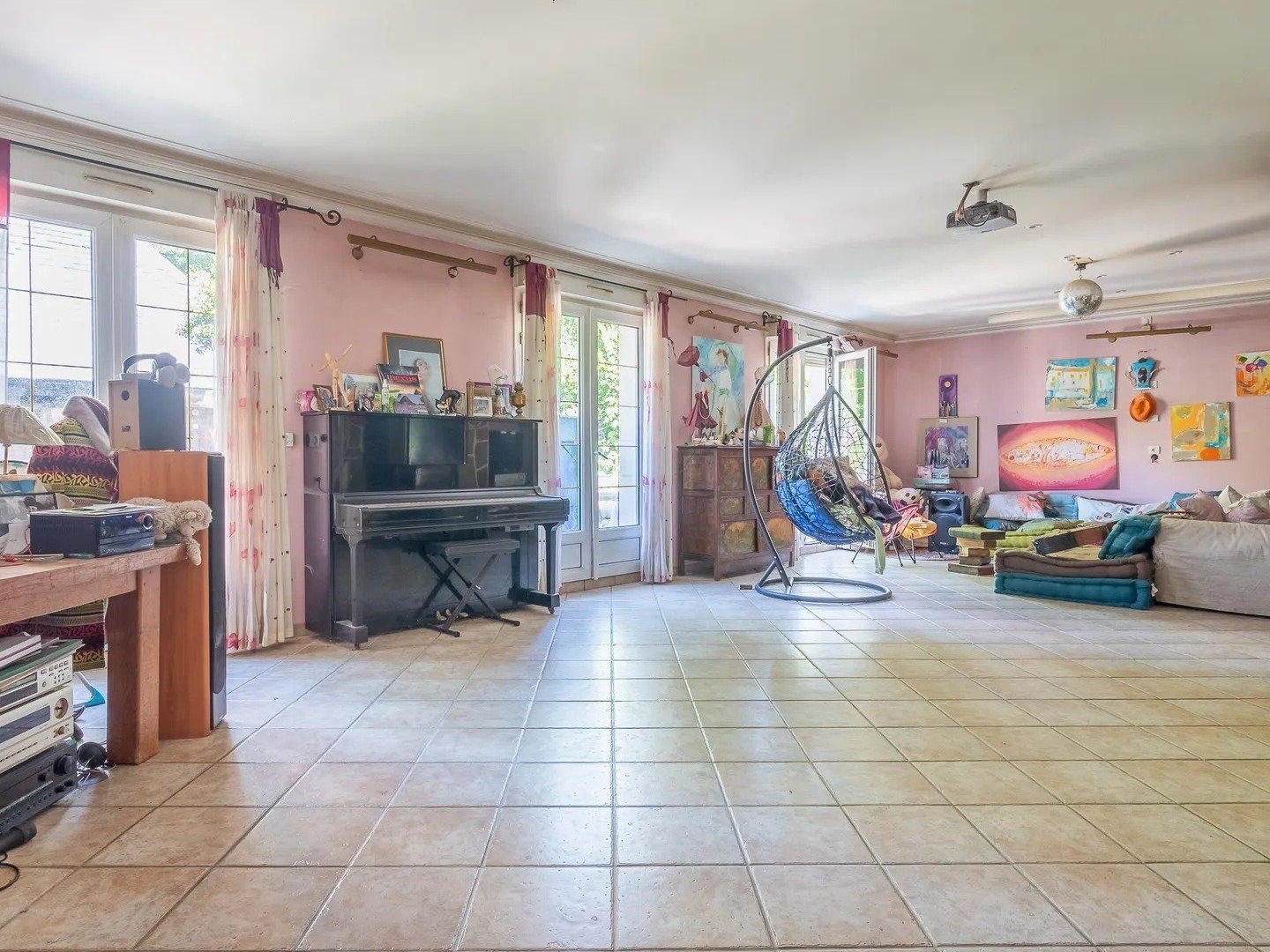 Maison à vendre - 8 pièces - 202m2 - Gagny (93220)
