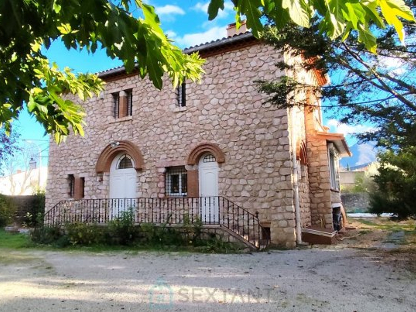 Maison 8 pièces 168 m²