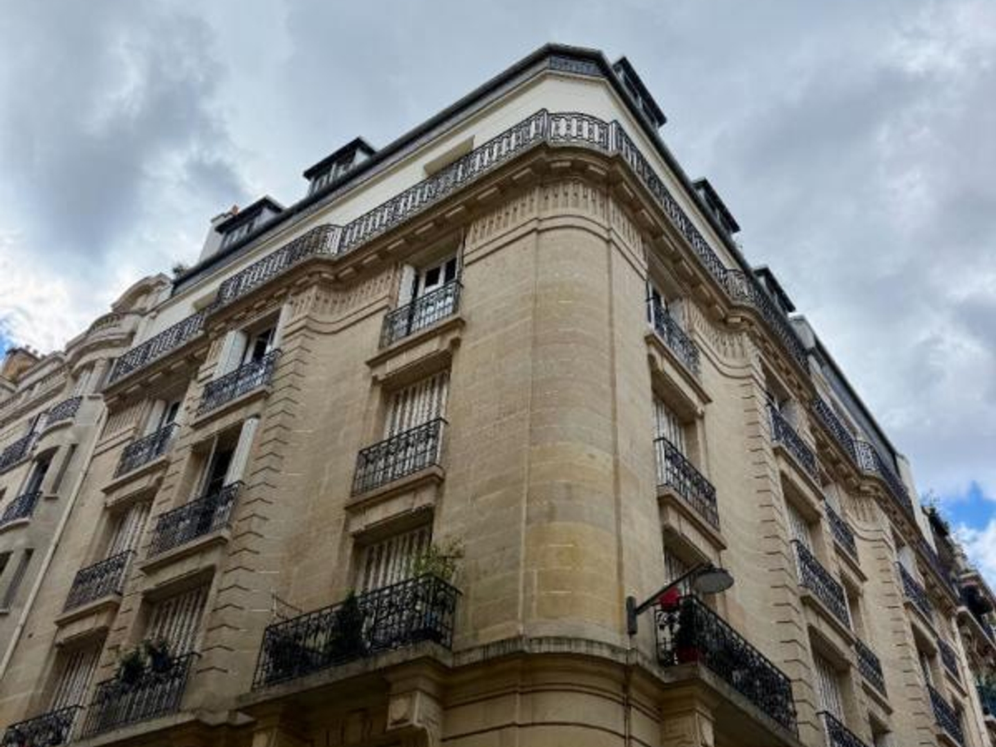 Vends studio - 14.6 m² - 1 pièce, 1 chambre - Paris 75116
