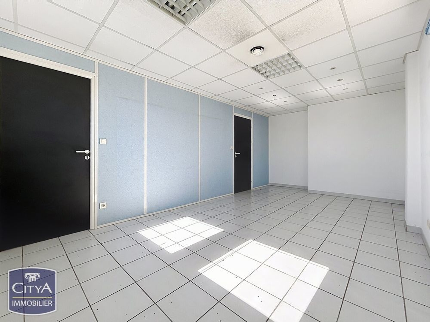 Maison à vendre - 1 pièce - 78m2 - Nîmes (30000)