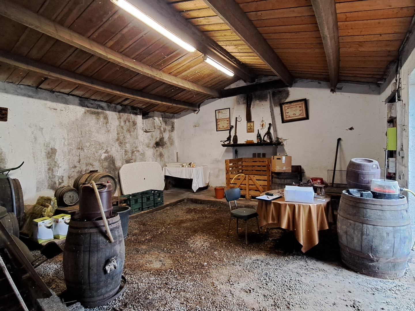 Parking / garage / box à vendre - 329m2 - Le Loroux-Bottereau (44430)