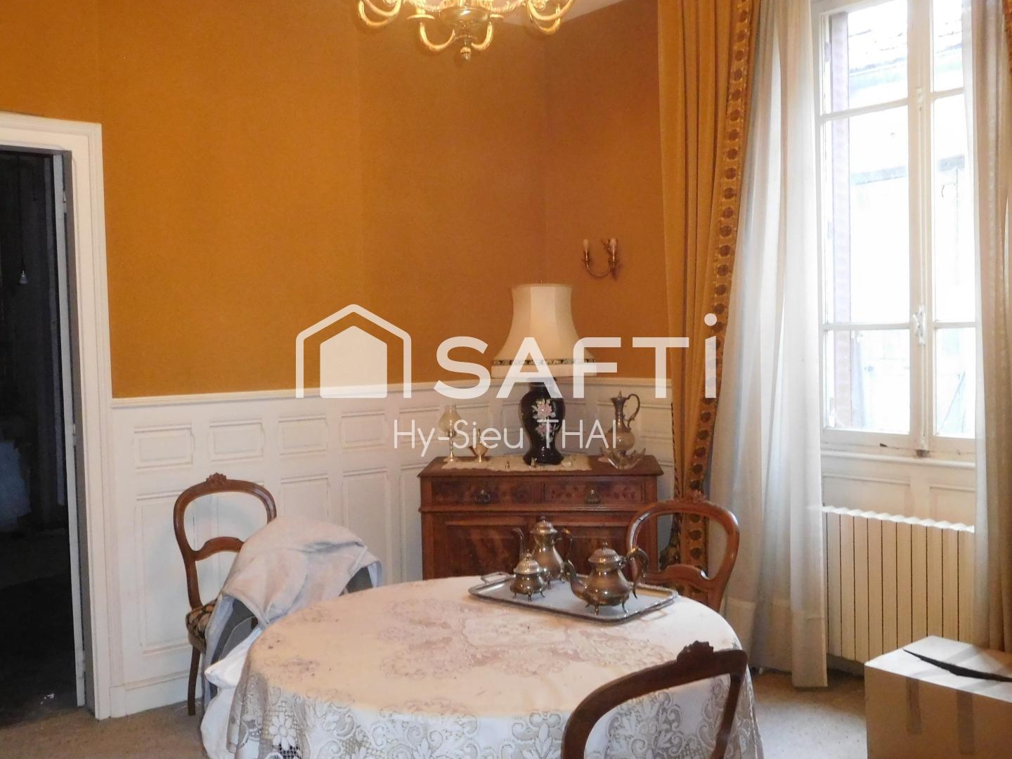 Maison à vendre - 7 pièces - 137m2 - Oyonnax (01100)