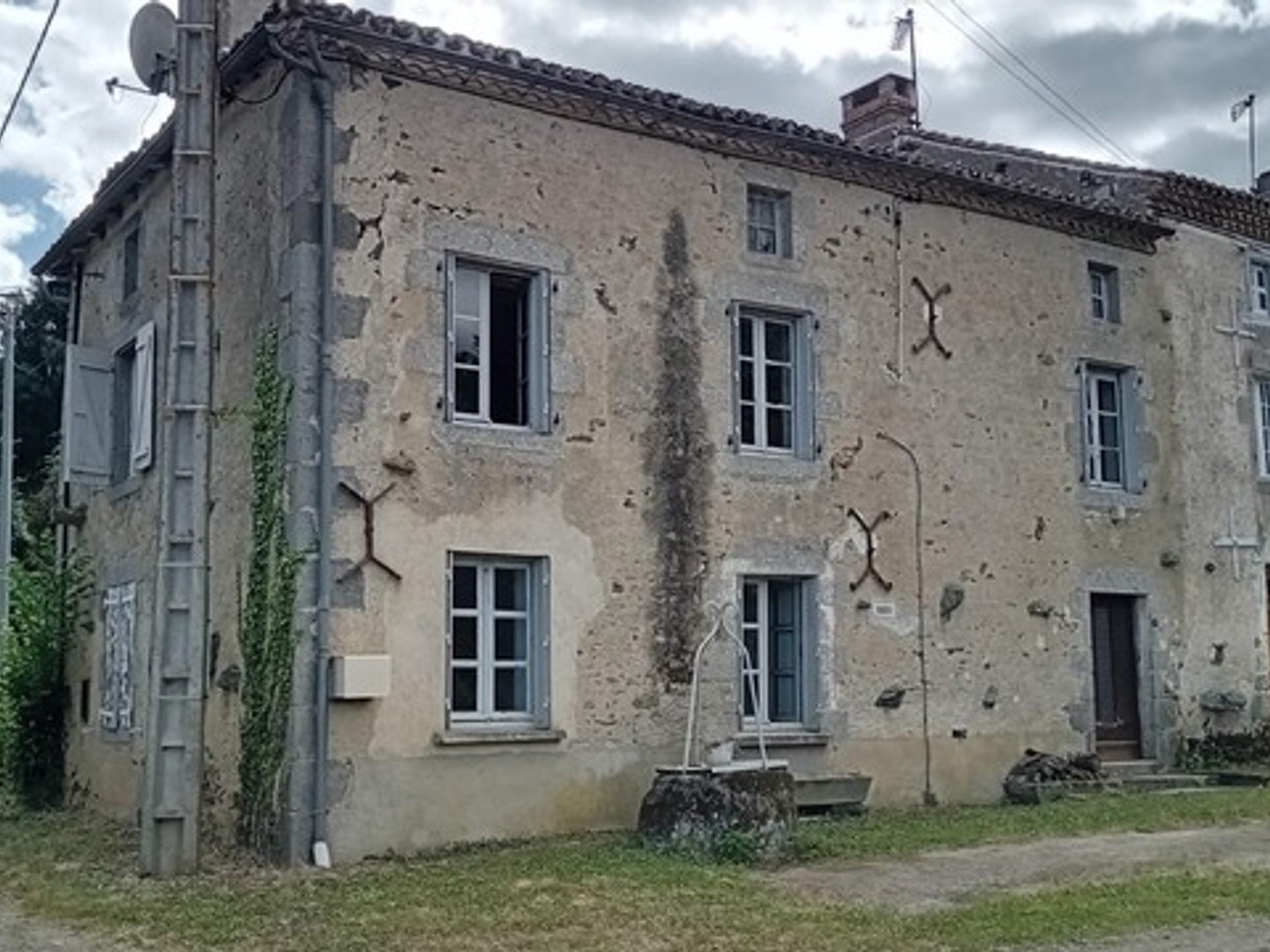 Maison à vendre 5 pièces Proche de Champagnac (87)