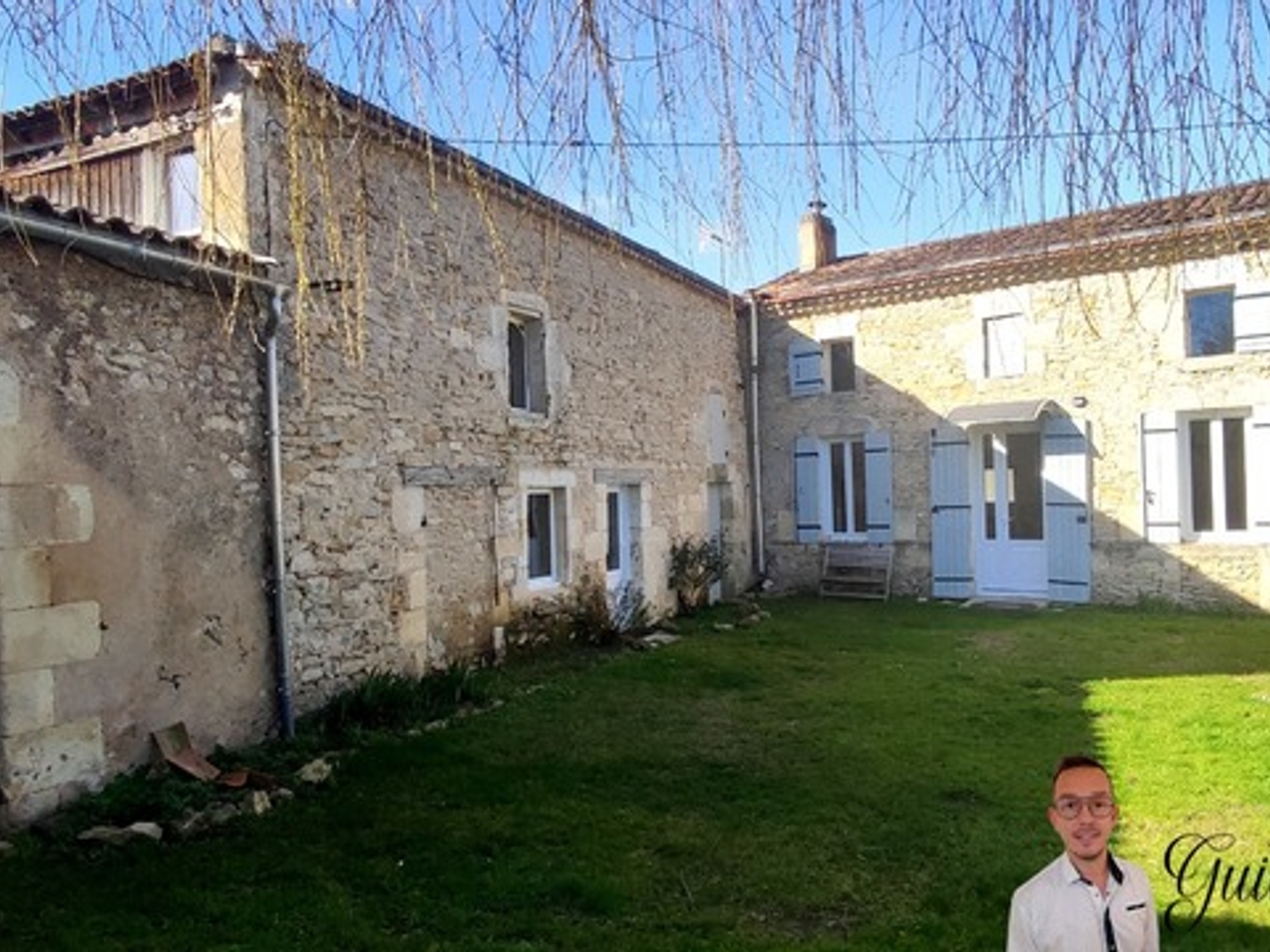 Maison de campagne en pierre et son logement indépendant