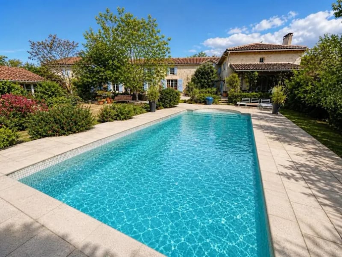 Propriété 15 pièces 414 m²