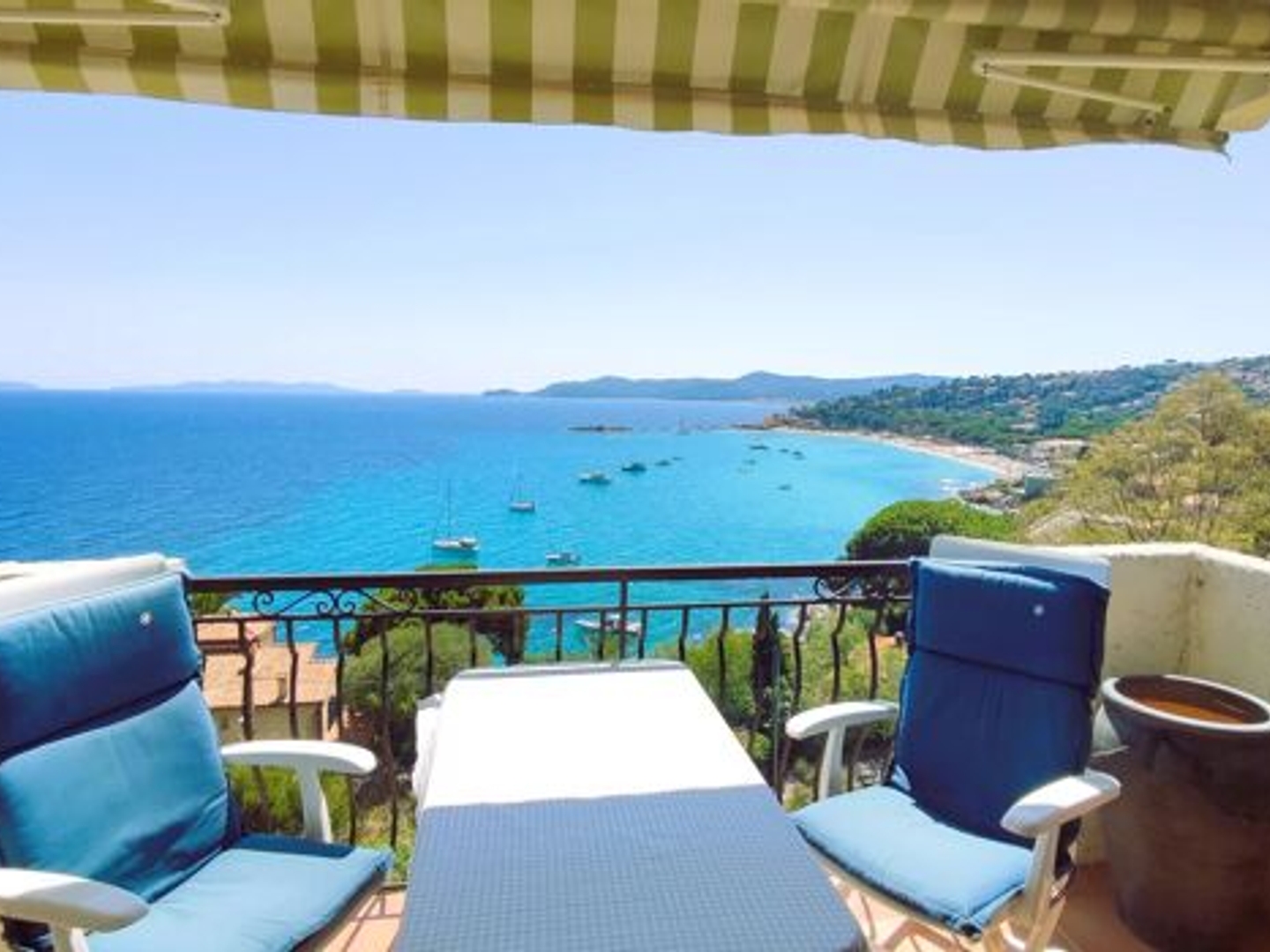 Appartement à vendre - 2 pièces - 35m2 - Le Lavandou (83980)