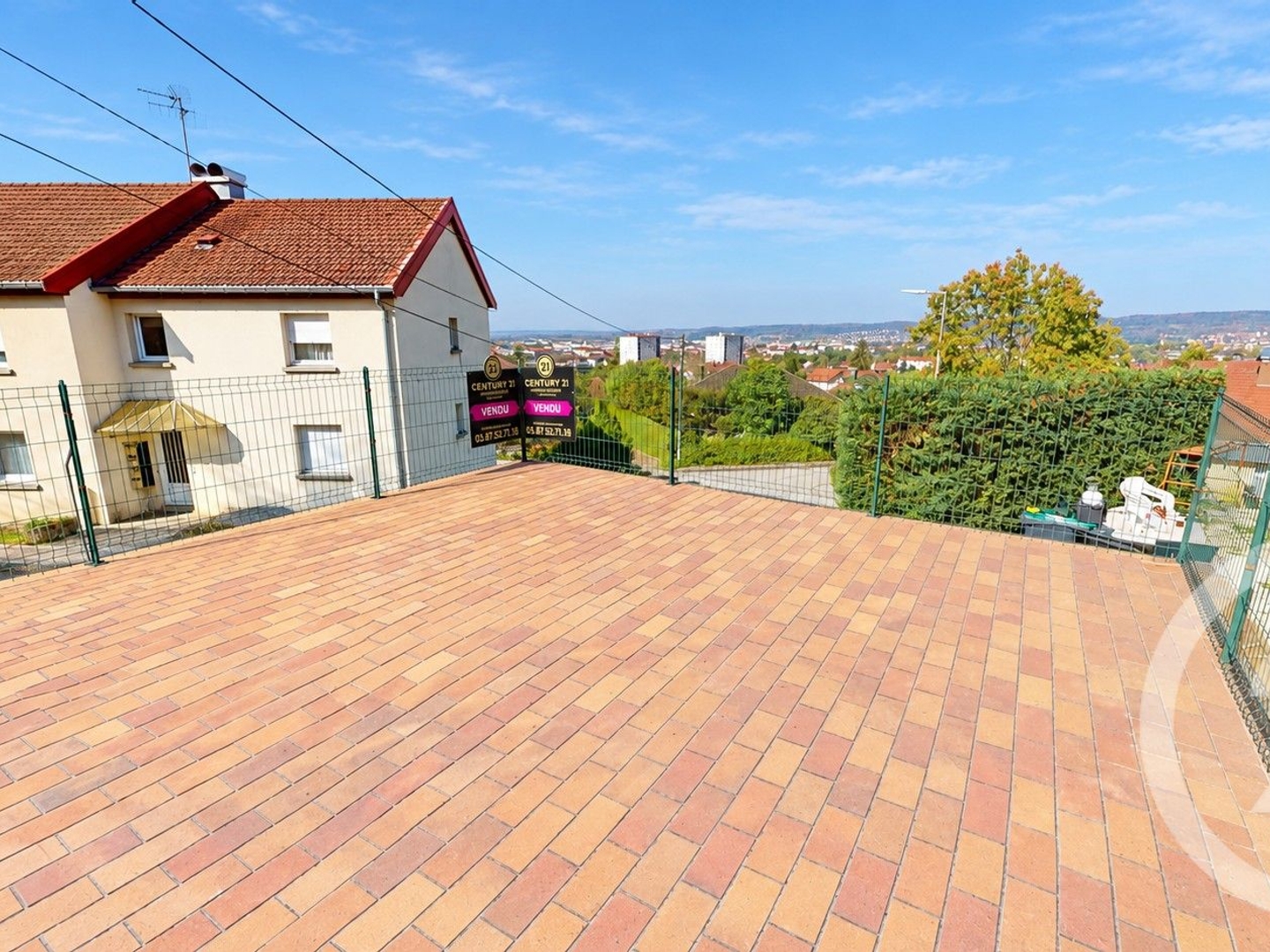 Maison à vendre - 6 pièces - 119m2 - Pontarlier (25300)