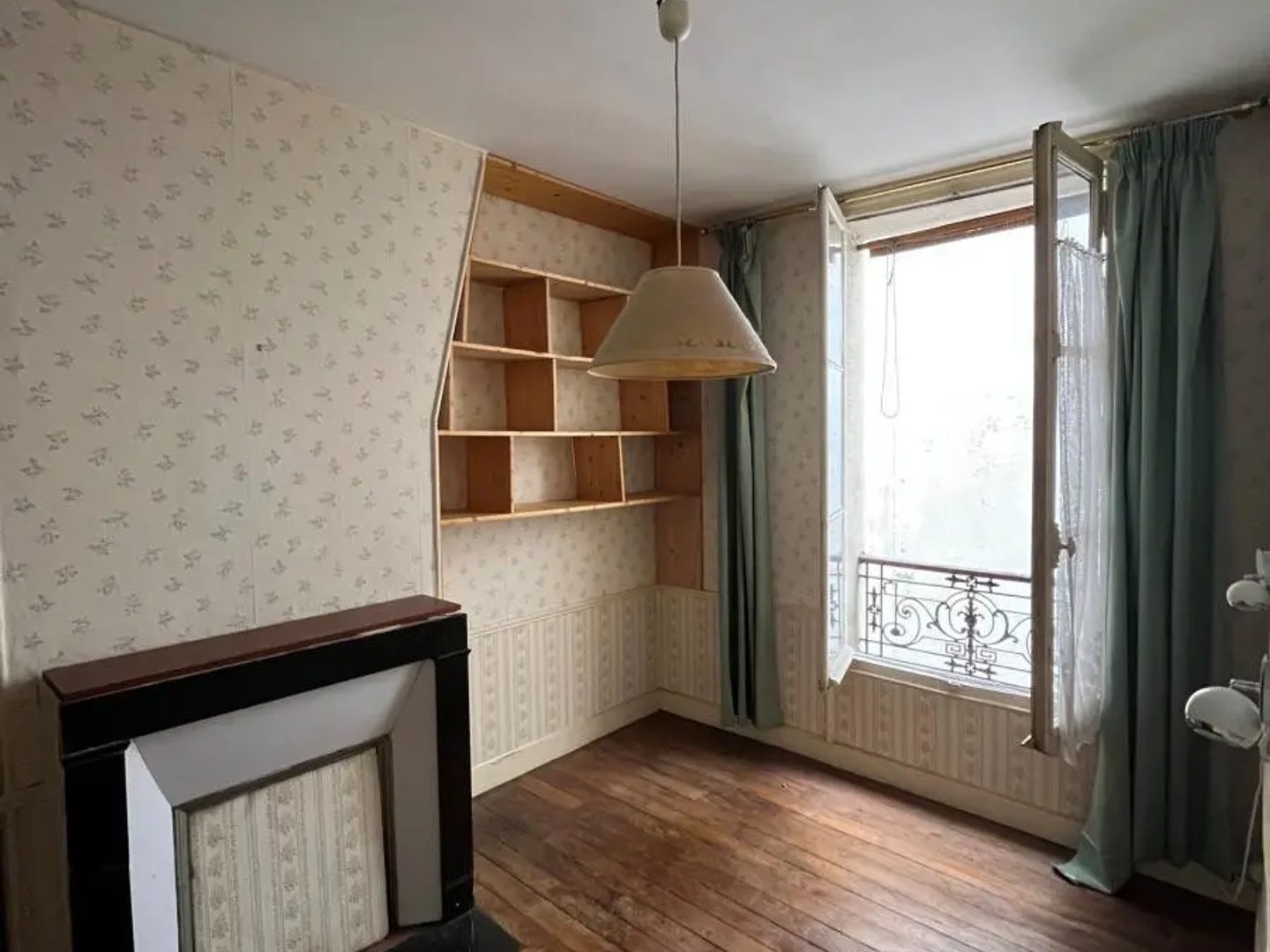 Appartement à vendre - 2 pièces - 25m2 - Paris 18e (75018)