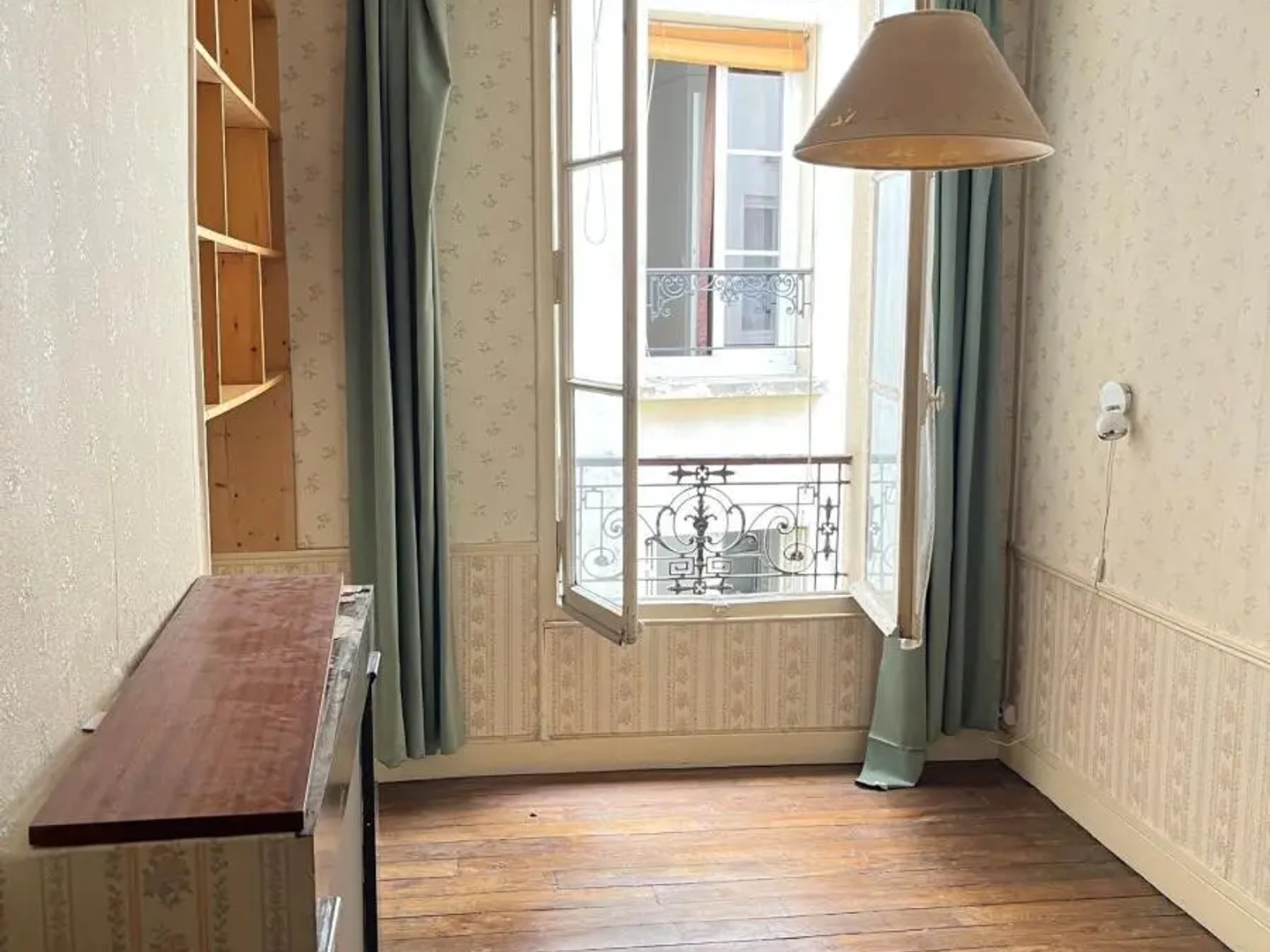 Appartement à vendre - 2 pièces - 25m2 - Paris 18e (75018)