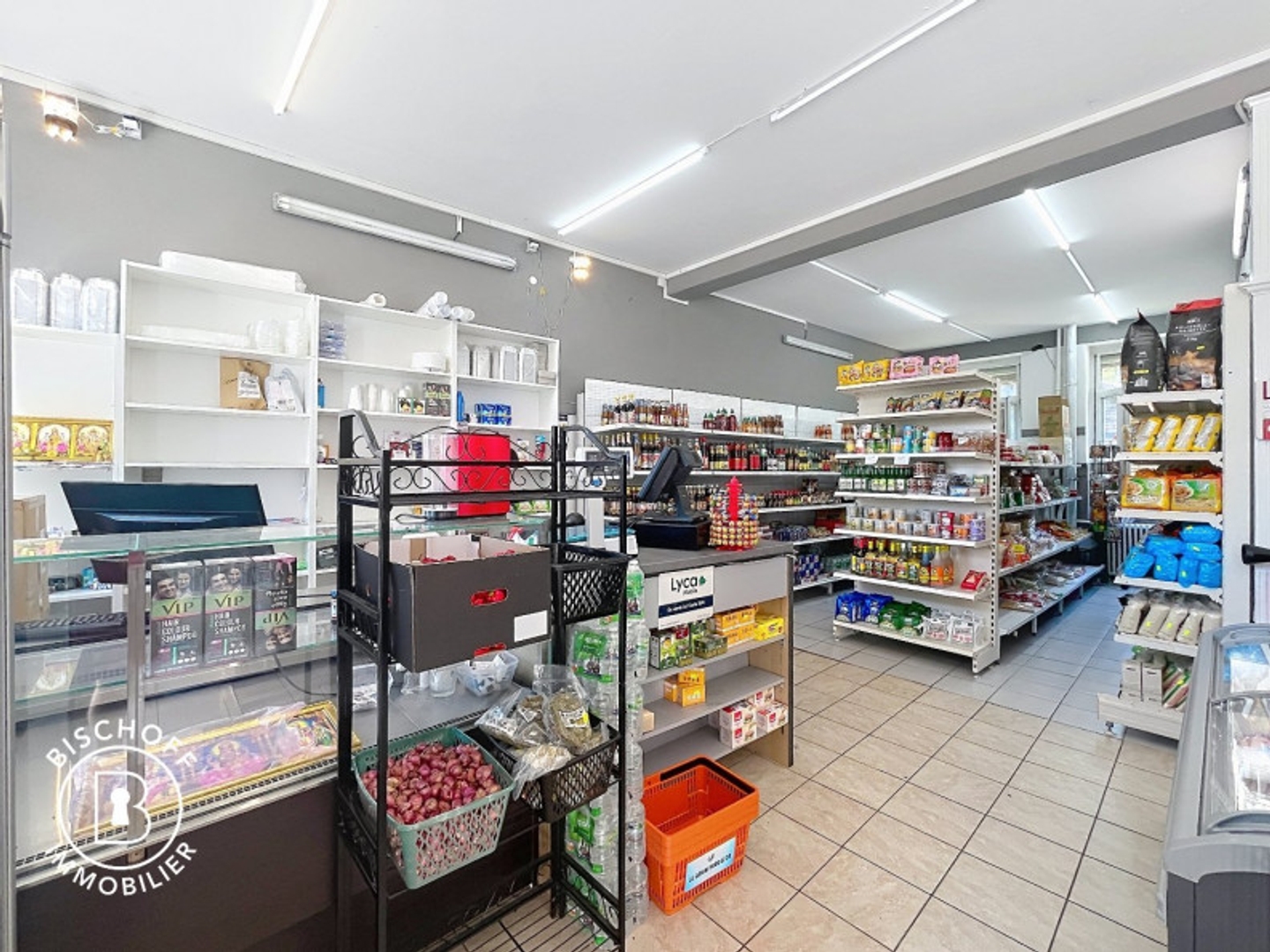 Locaux à vendre - 2 pièces - 80m2 - Saint-Louis (68300)