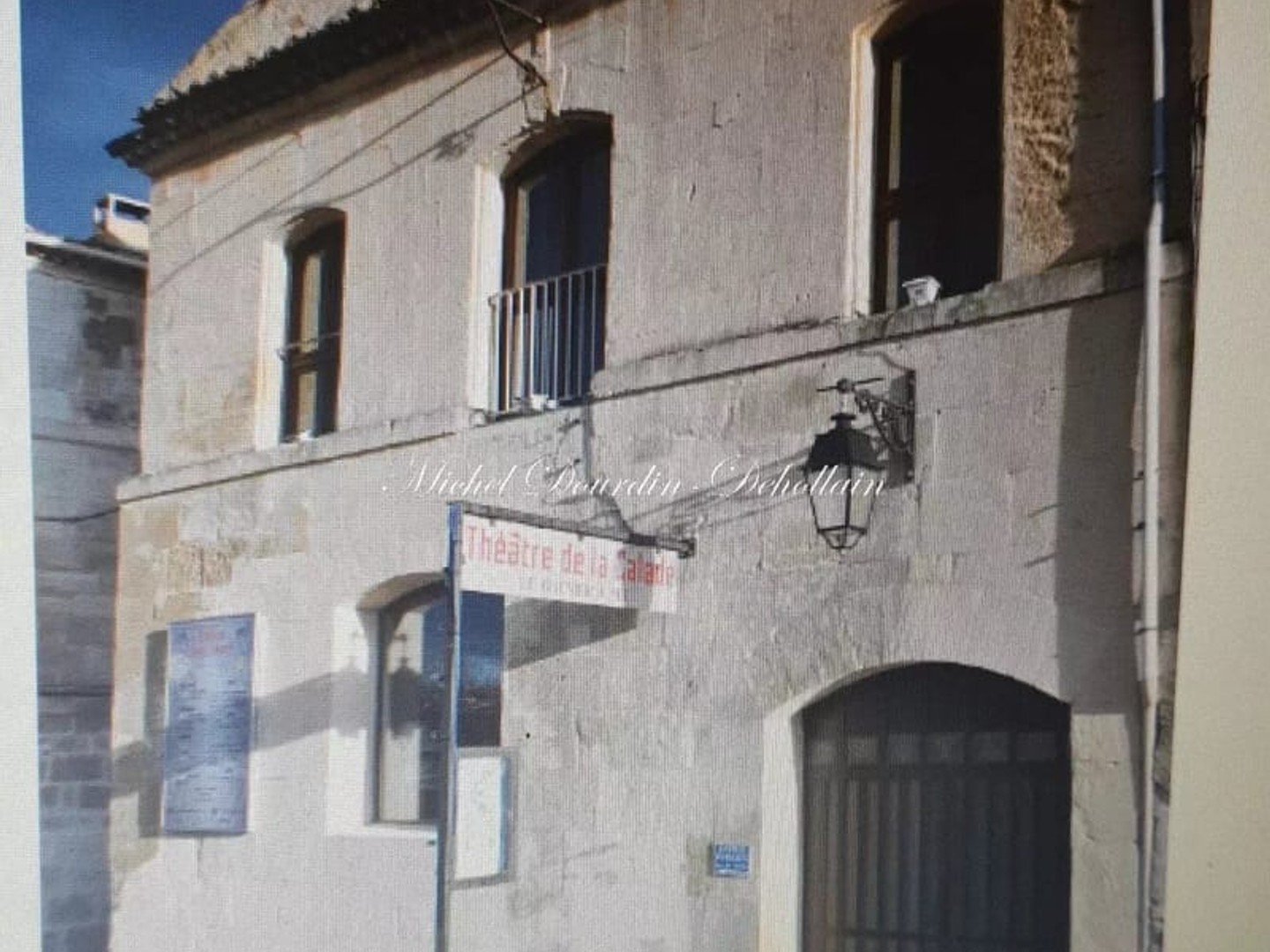 Arles, , batiment Henri IV de caractere 520 m2