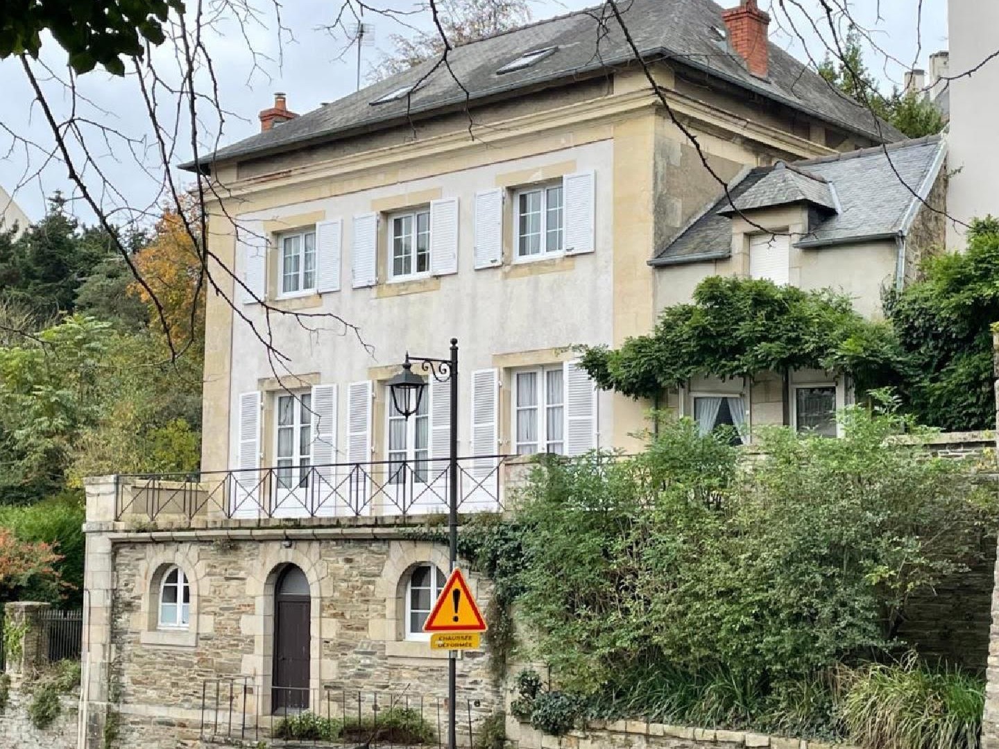 Maison 8 pièces 300 m²