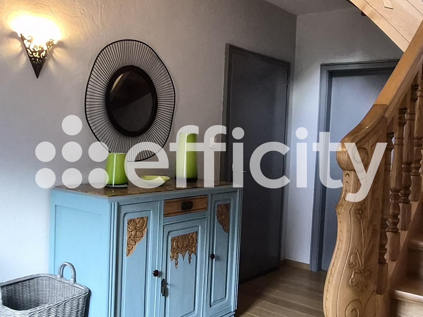 Maison 8 pièces 203 m²