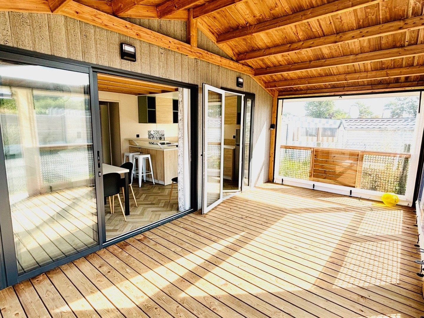 Maison à vendre - 4 pièces - 74m2 - Saint-Gilles-Croi... (85800)