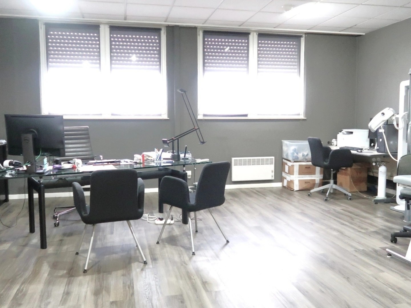 HAGONDANGE (57),PROCHE DE LA GARE ET EN CENTRE VILLE, PLATEAU MEDICAL DE 156 M2 OU POUR AUTRES PROFESSIONS LIBERALES + PARKINGS PRIVATIFS