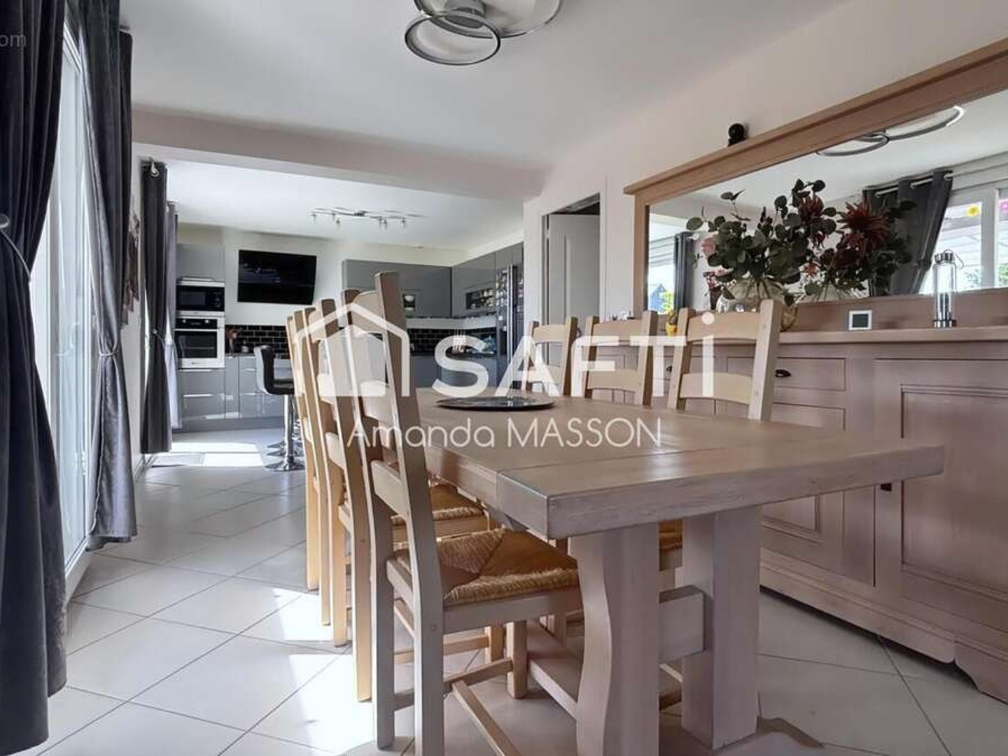 Maison 6 pièces 150 m²