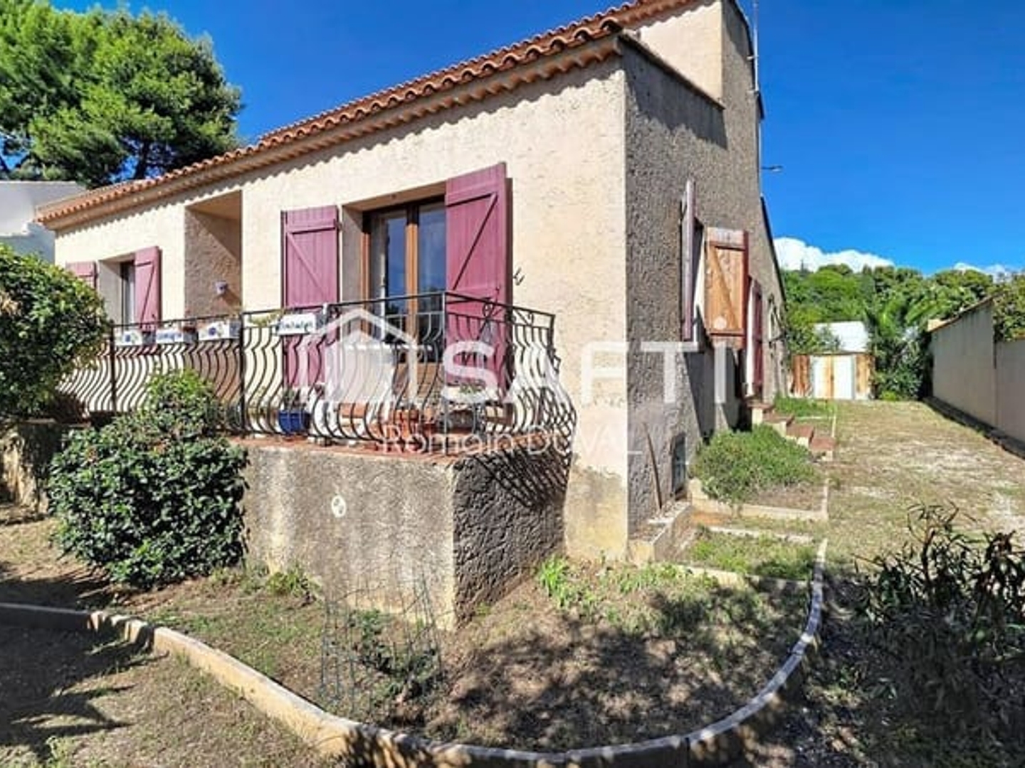 Maison à vendre - 4 pièces - 117m2 - La Seyne-Sur-Mer (83500)