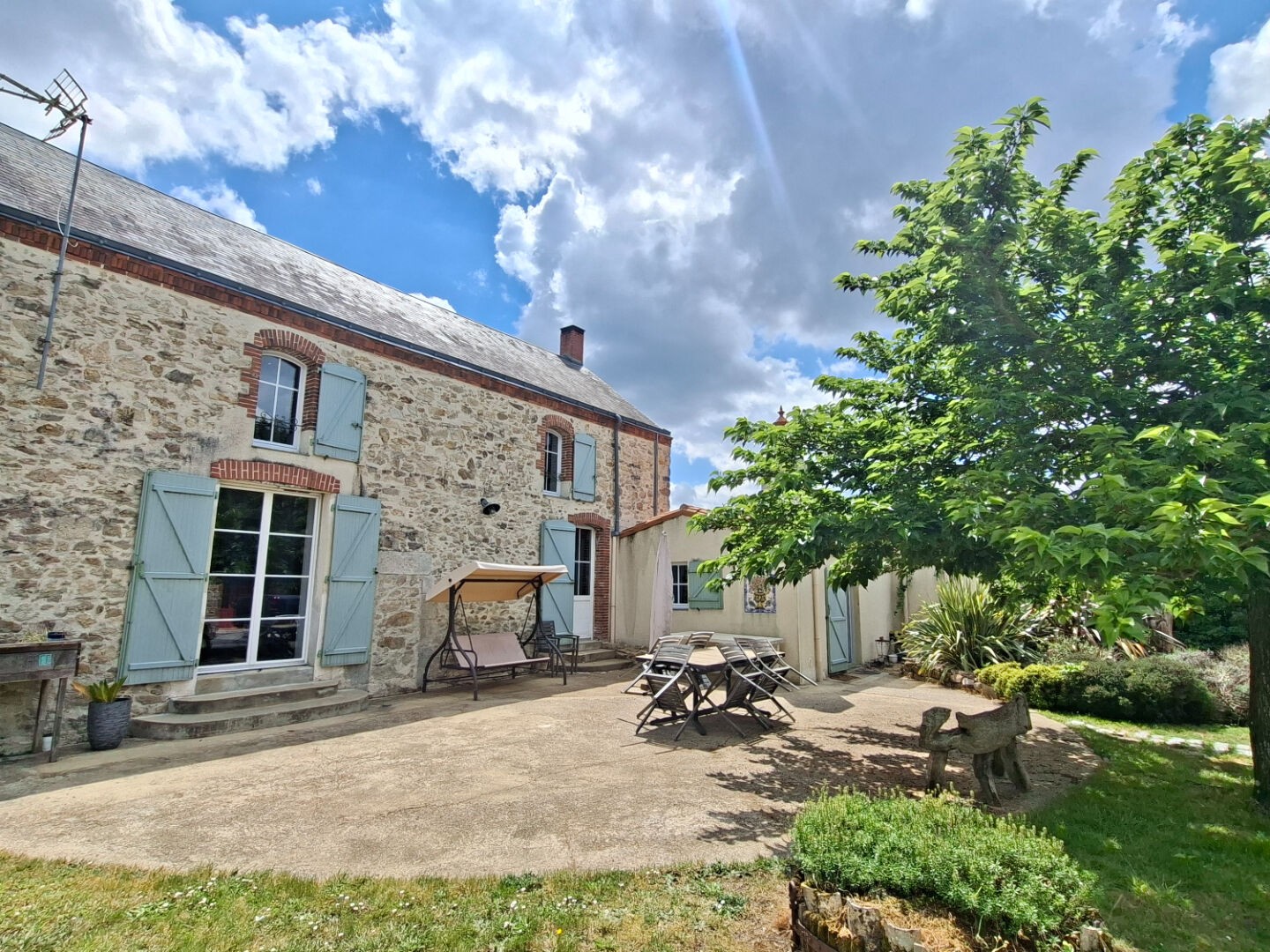 Maison 4 chambres + grange en campagne