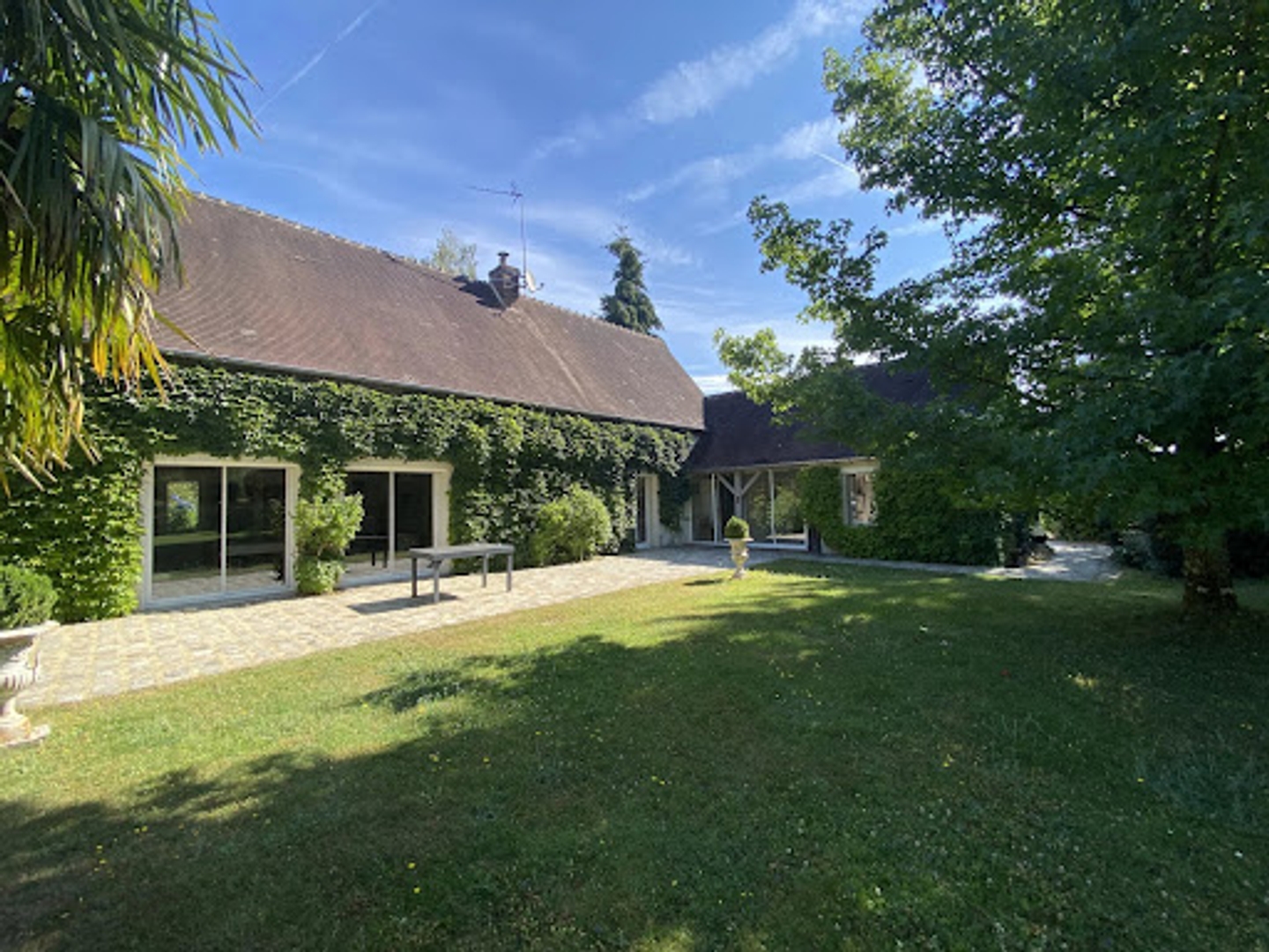 Maison à vendre - 7 pièces - 235m2 - Mortagne-Au-Perche (61400)